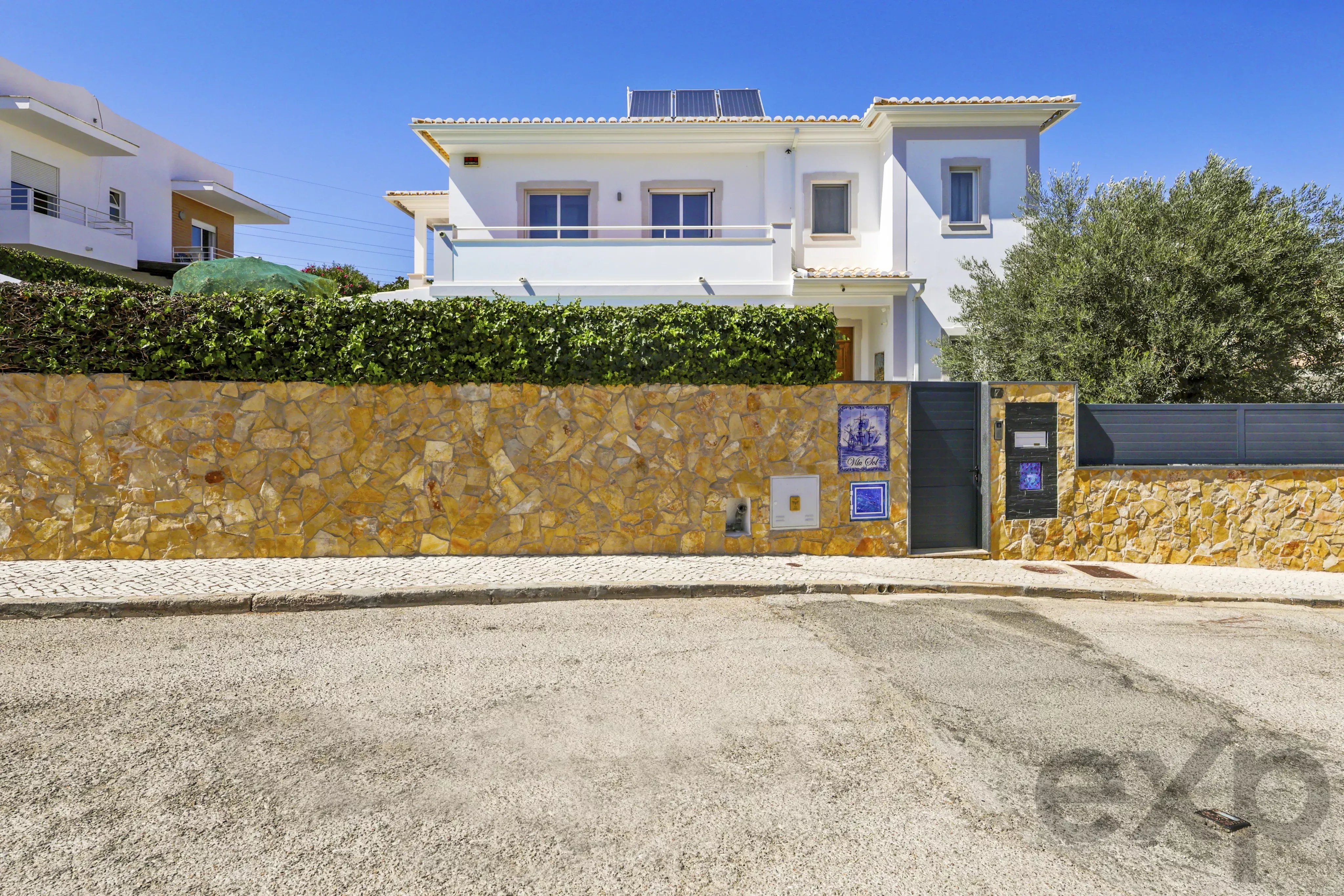 Moradia isolada com piscina e garagem, a 5 minutos a pé da Praia do Vau – Portimão 87408928 image 88