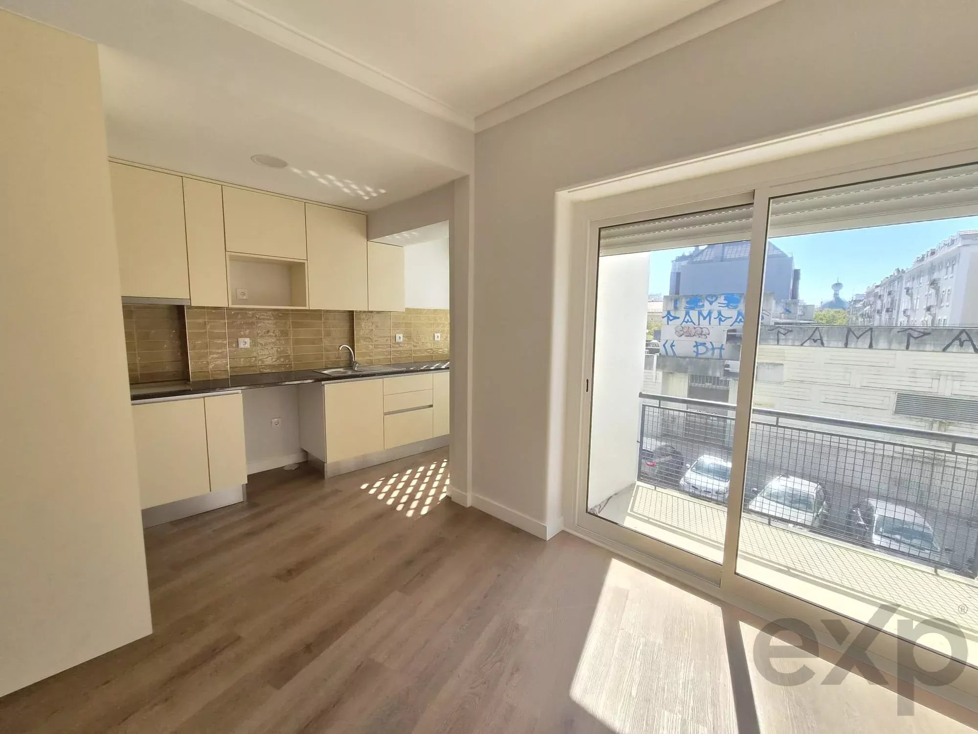 Apartamento para alugar em Alvalade, 130 m²
