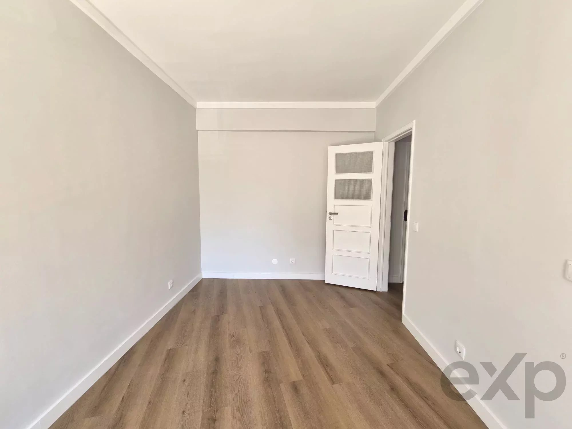 Apartamento para alugar em Alvalade, 130 m²