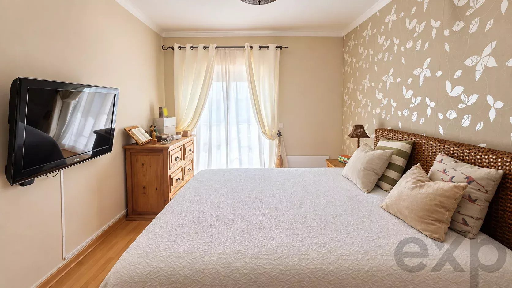 Apartamento T3 com varanda, estacionamento e boas áreas 87423644 image 9