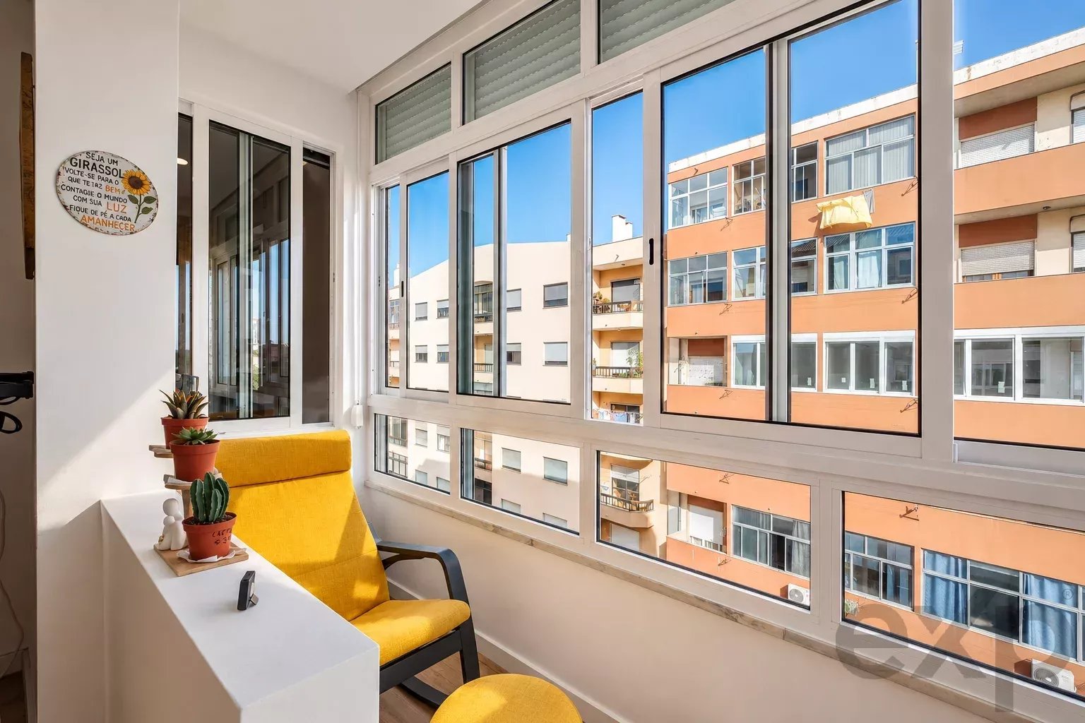 T3 remodelado com 117 m², muita luz e vista para a Baía do Seixal 87424643 image 15
