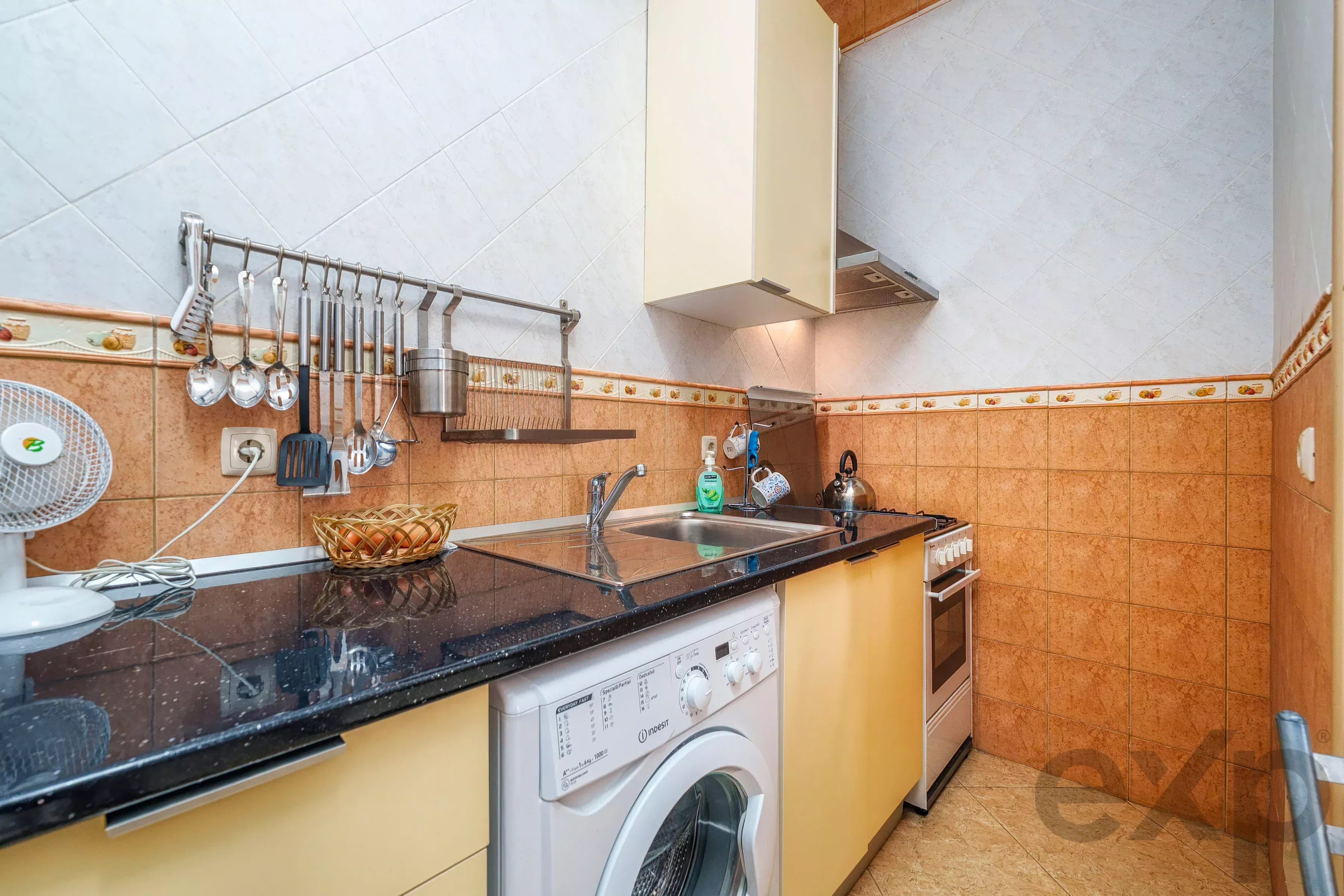 Moradia T1+1 com amplo terraço no coração da Baixa de Olhão 87429780 image 10