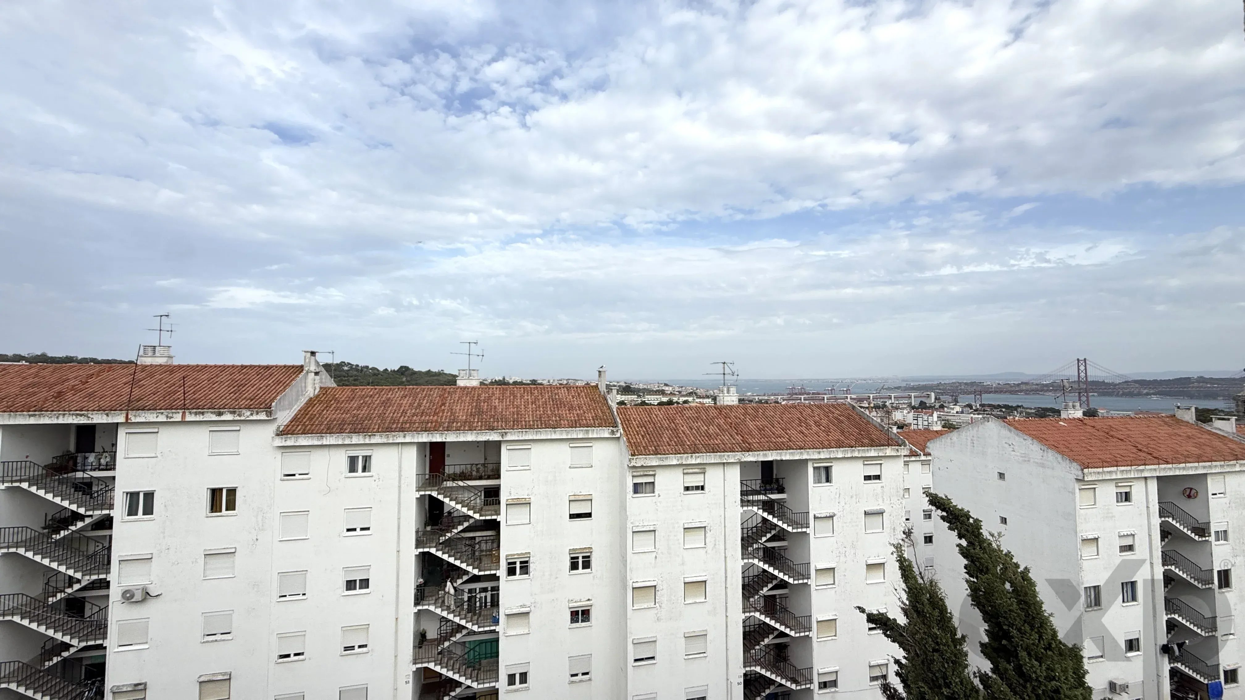 Apartamento T3 + 1 com sótão proximo ao Polo universitario da Ajuda 87438293 image 44