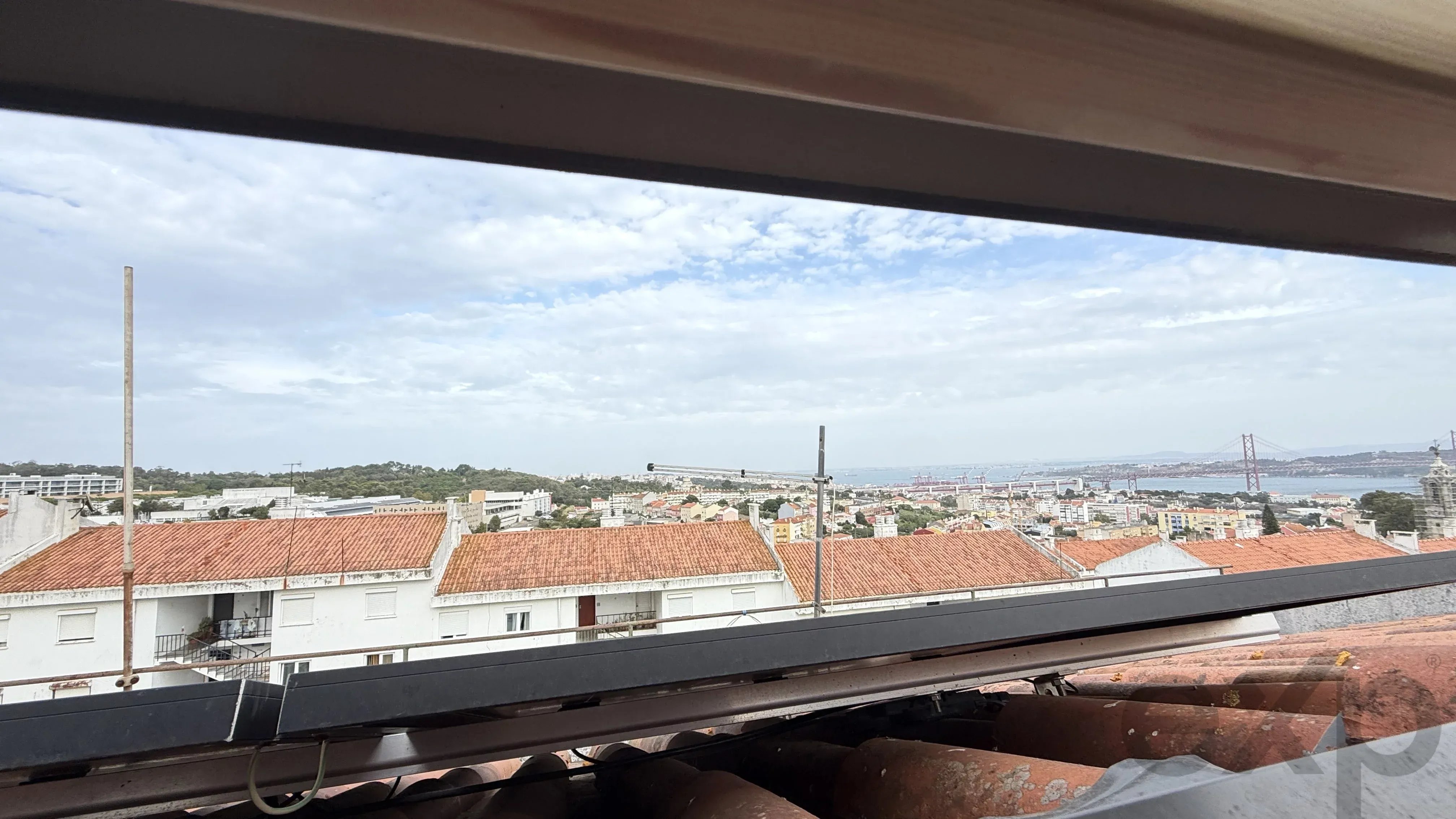 Apartamento T3 + 1 com sótão proximo ao Polo universitario da Ajuda 87438293 image 23