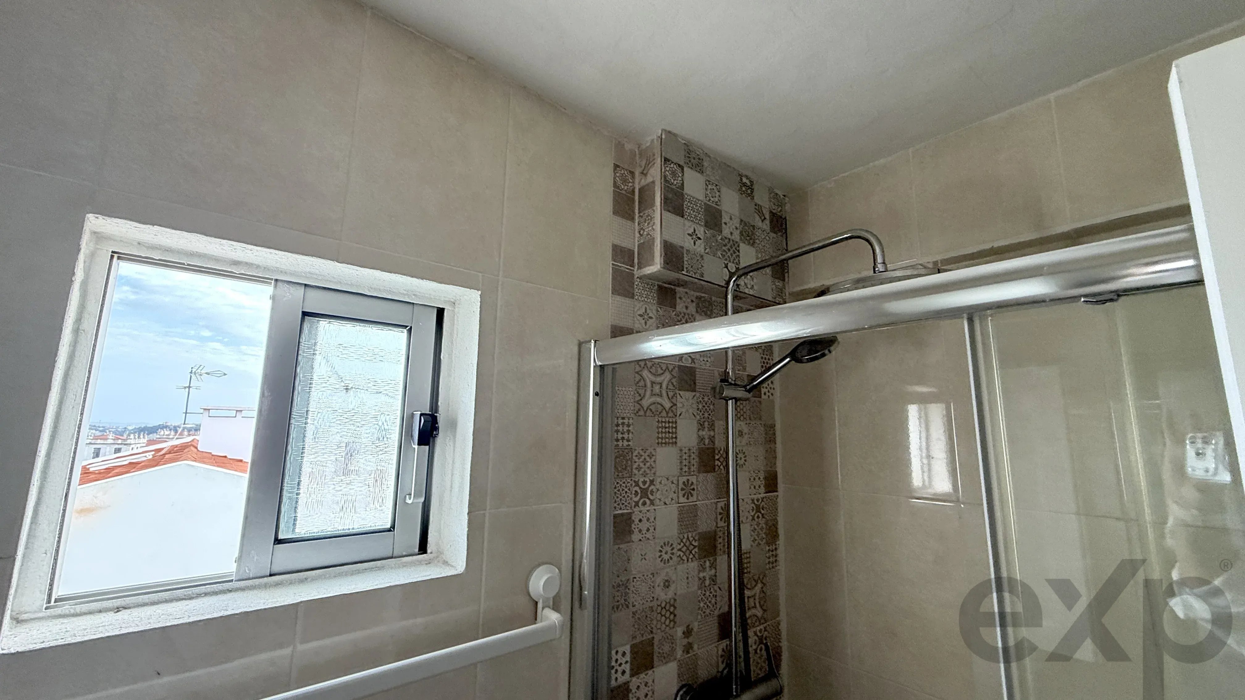 Apartamento T3 + 1 com sótão proximo ao Polo universitario da Ajuda 87438293 image 21