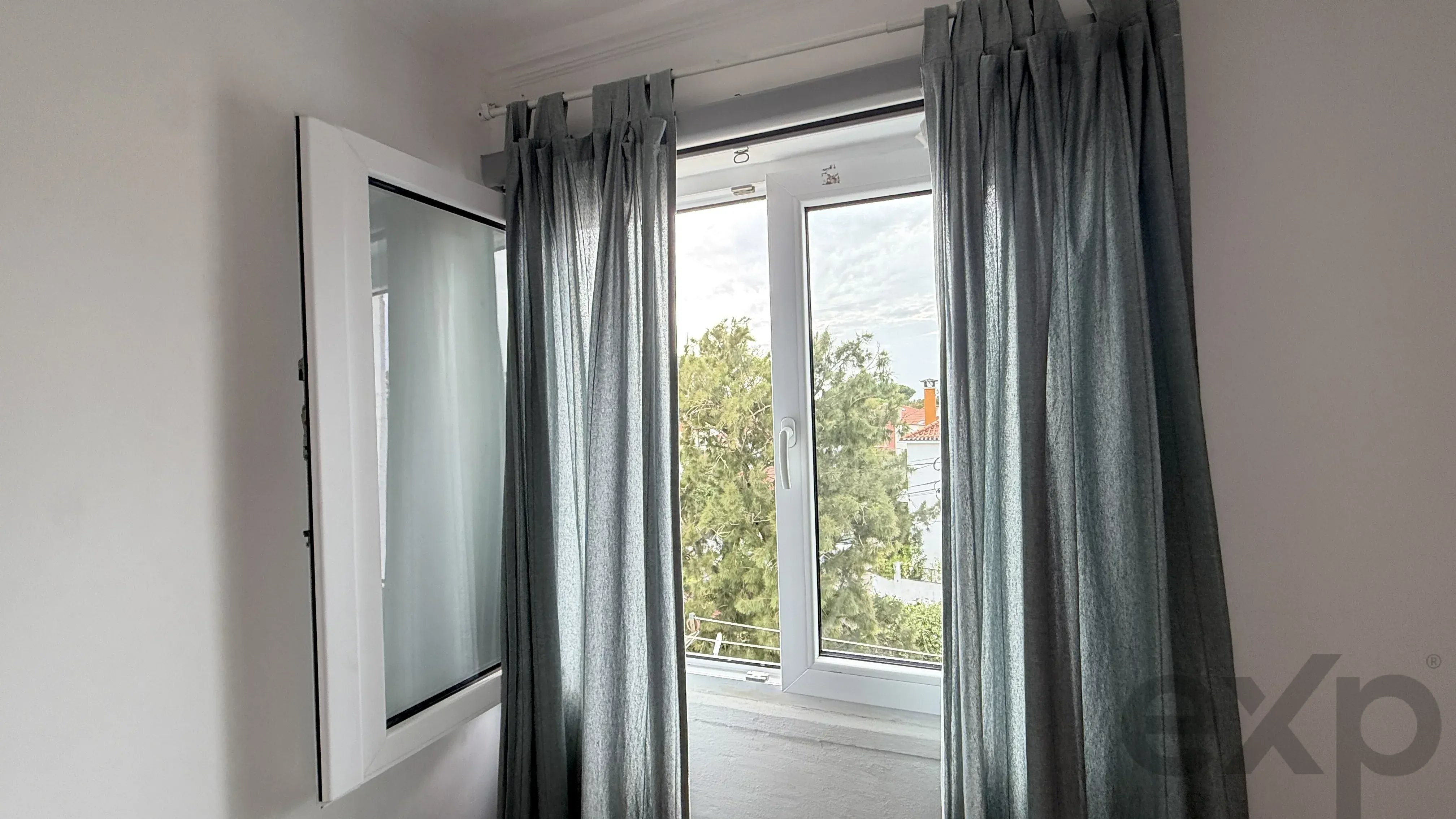 Apartamento T3 + 1 com sótão proximo ao Polo universitario da Ajuda 87438293 image 33