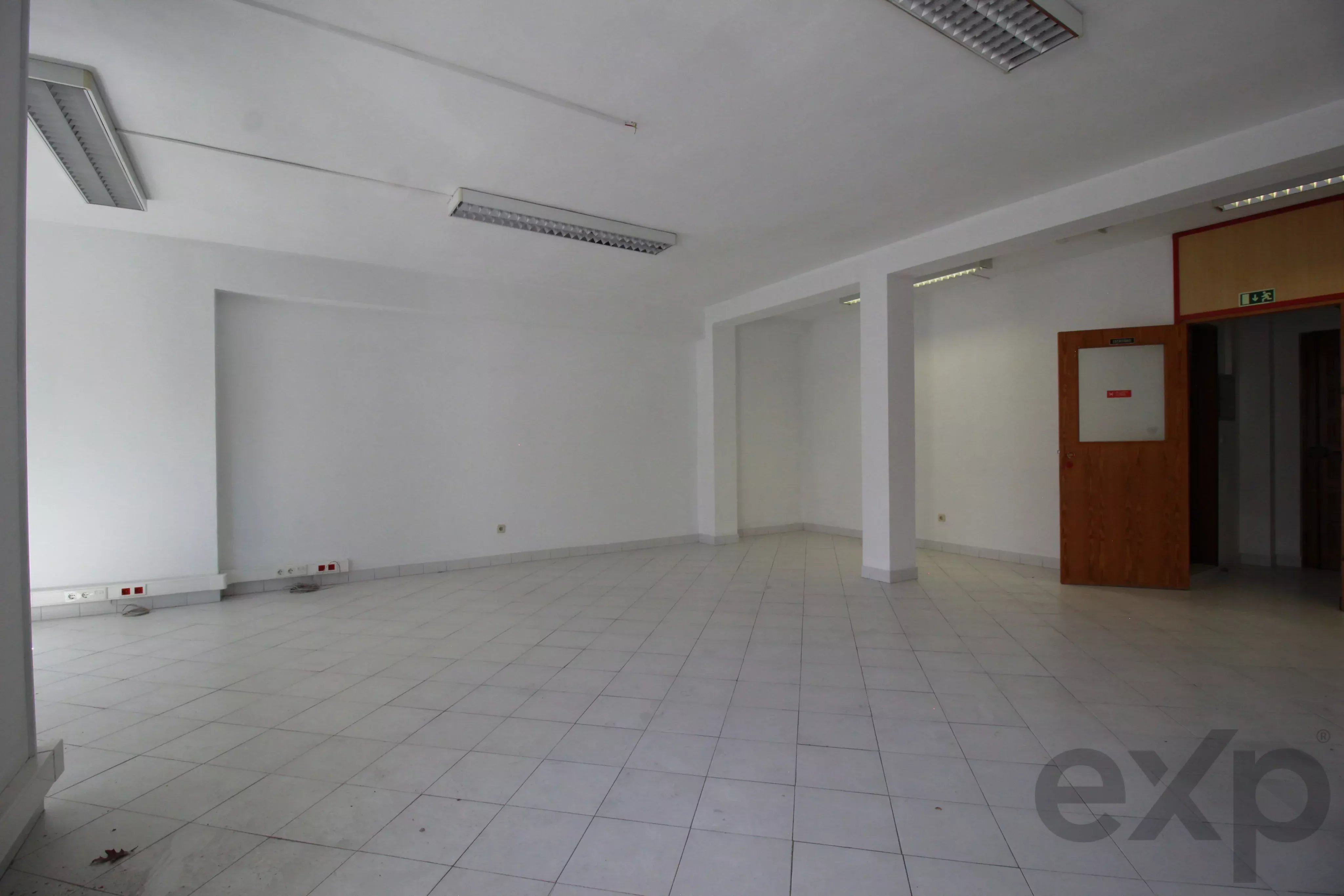 Escritório à venda em Oliveira do Hospital e São Paio de Gramaços, 54 m²