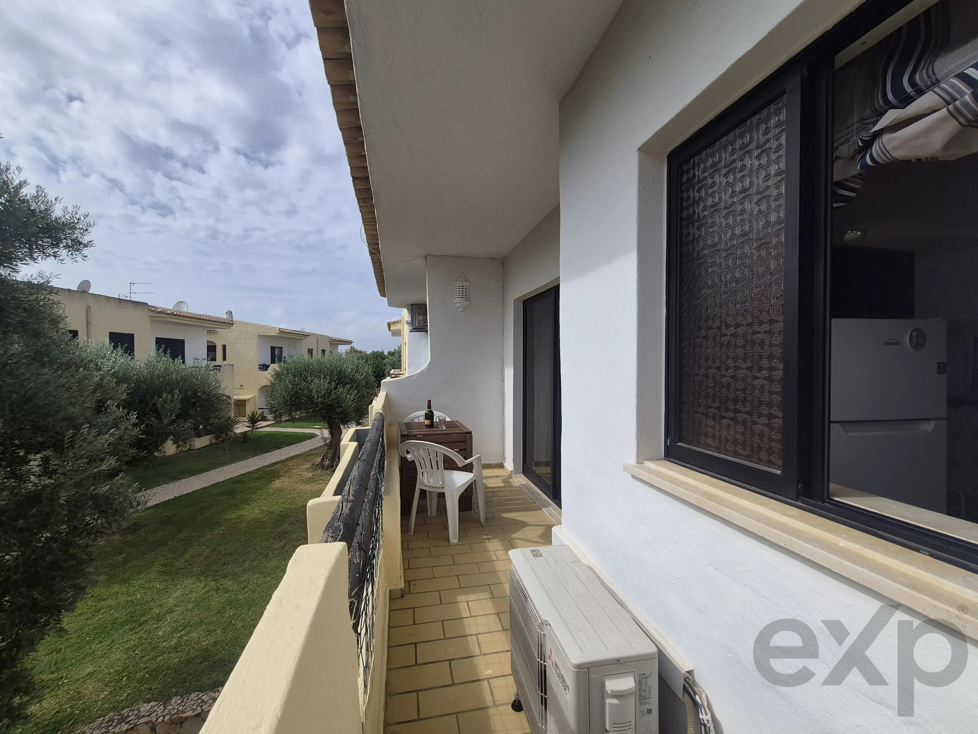Apartamento de 1 quarto (T1) iluminado, com orientação sul e varanda – Alvor 87438960 image 16