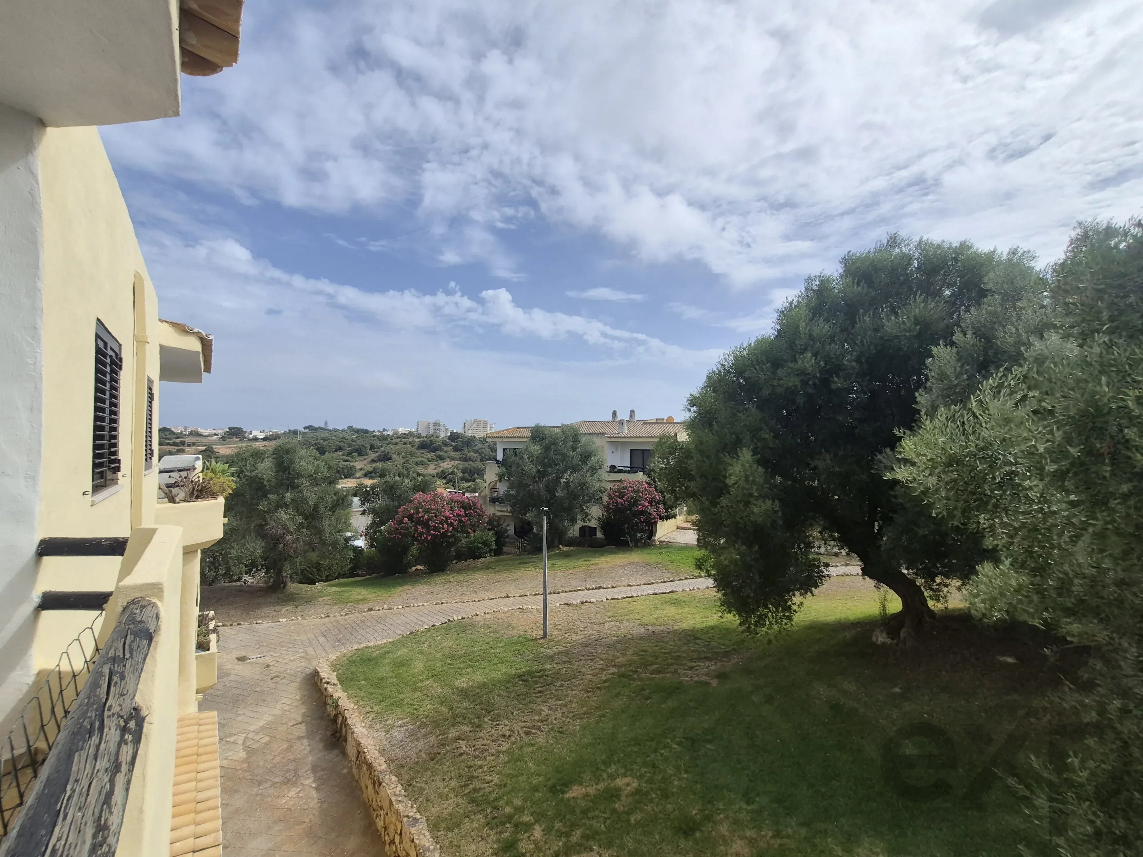 Apartamento de 1 quarto (T1) iluminado, com orientação sul e varanda – Alvor 87438960 image 29