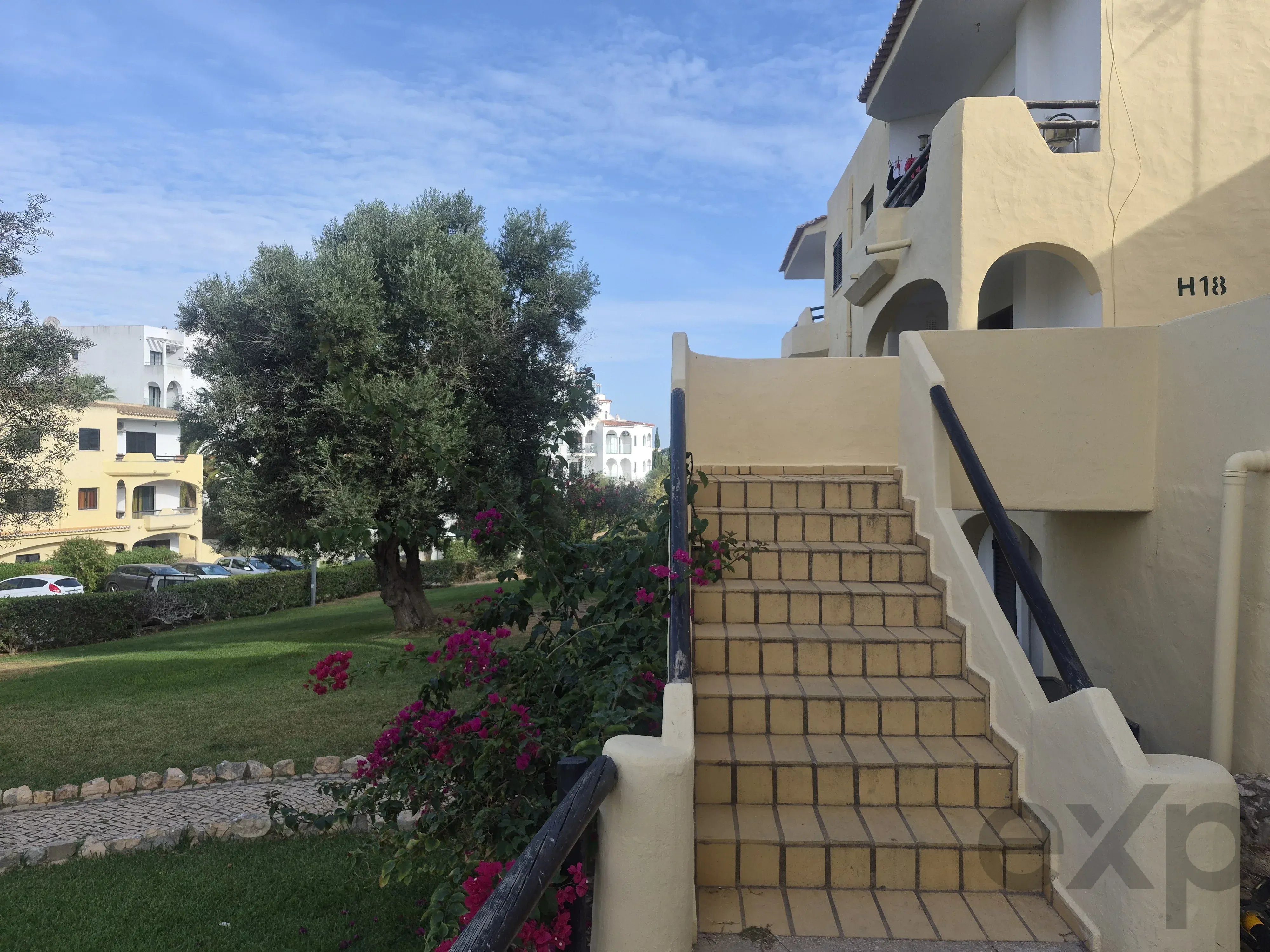Apartamento de 1 quarto (T1) iluminado, com orientação sul e varanda – Alvor 87438960 image 30