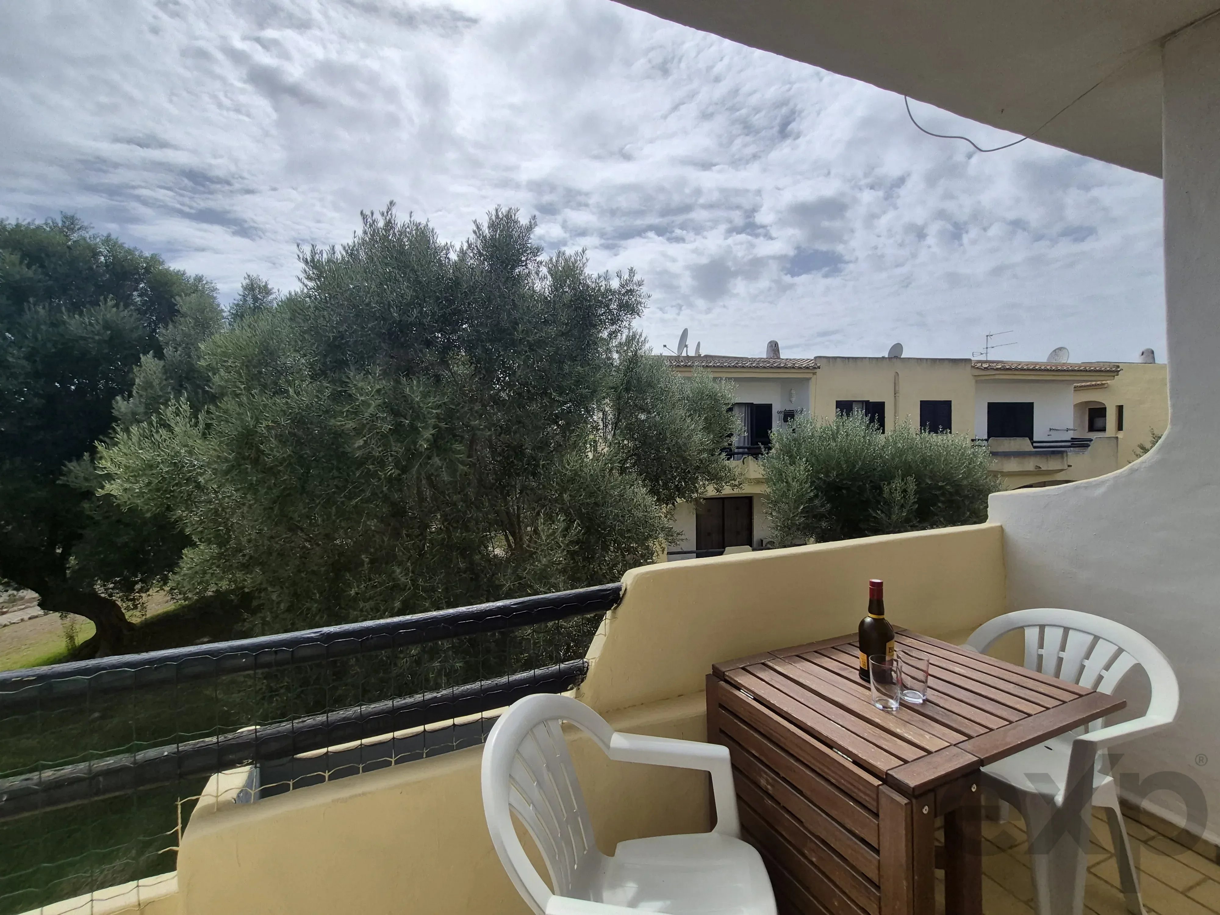 Apartamento de 1 quarto (T1) iluminado, com orientação sul e varanda – Alvor 87438960 image 13