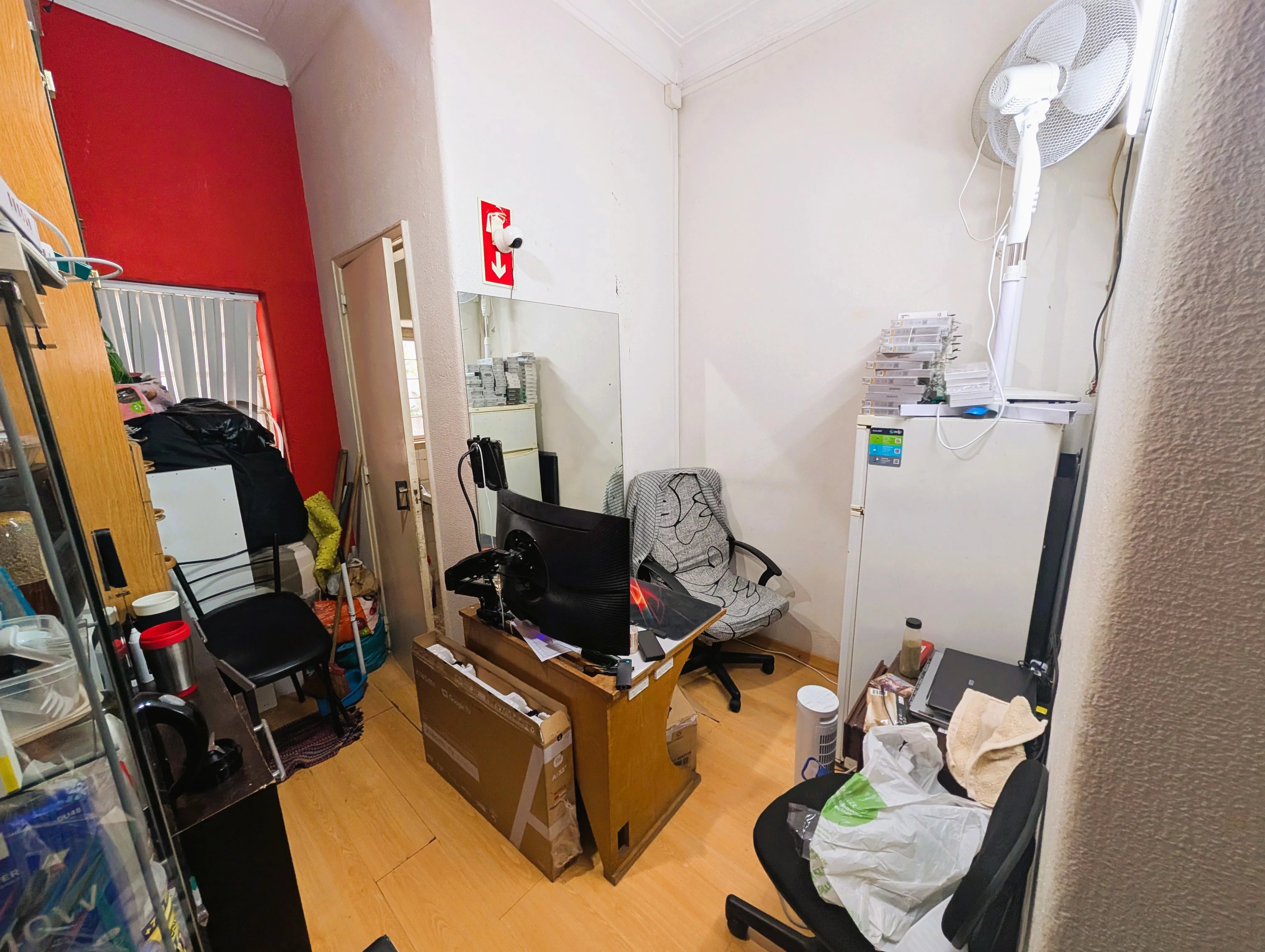 Loja de comércio à venda em Almada, Cova da Piedade, Pragal e Cacilhas, 28 m²