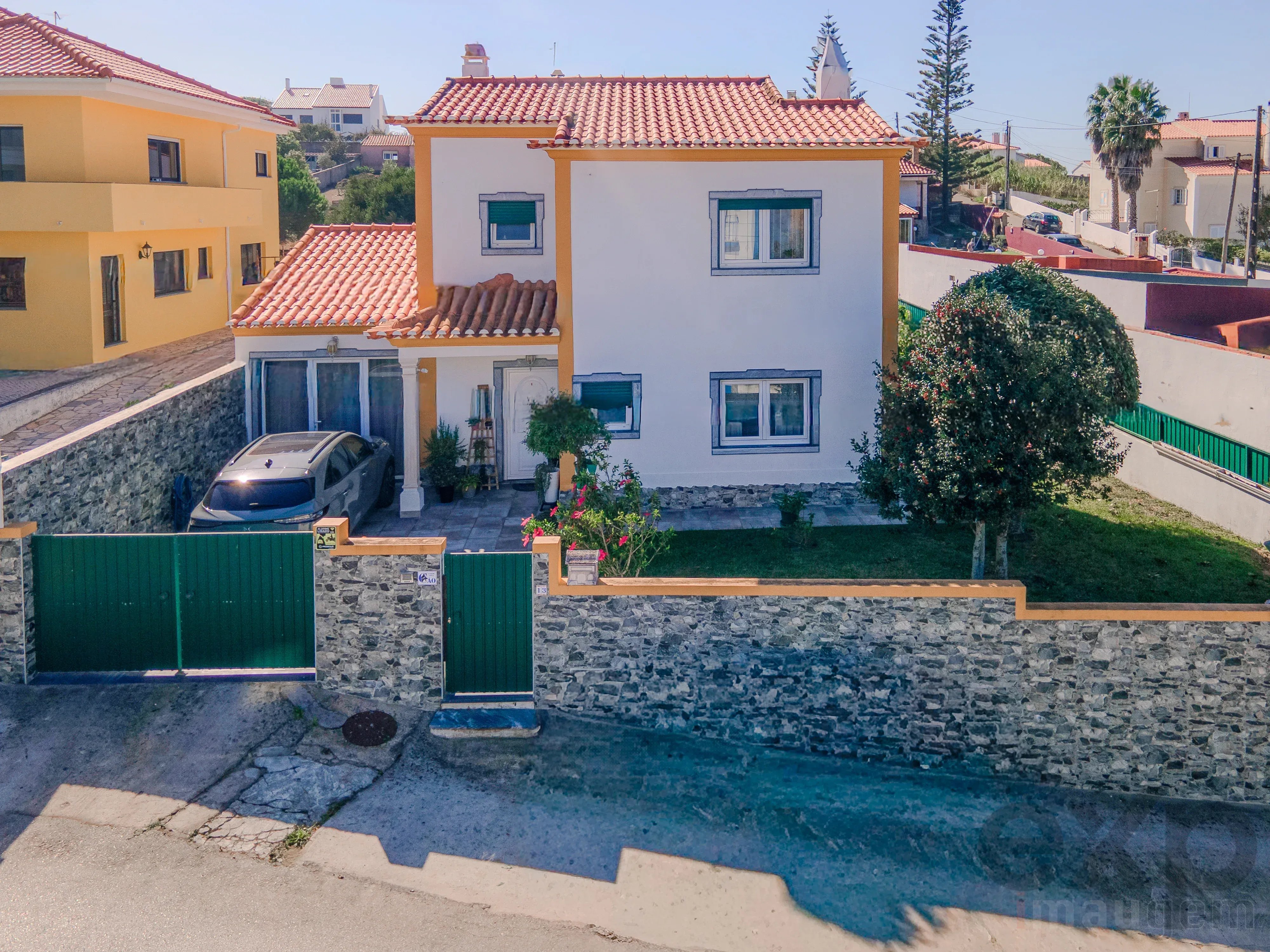 Residential House for sale in Carvoeira, Rua do Poço Novo, 2655-035 Carvoeira, 135 m²