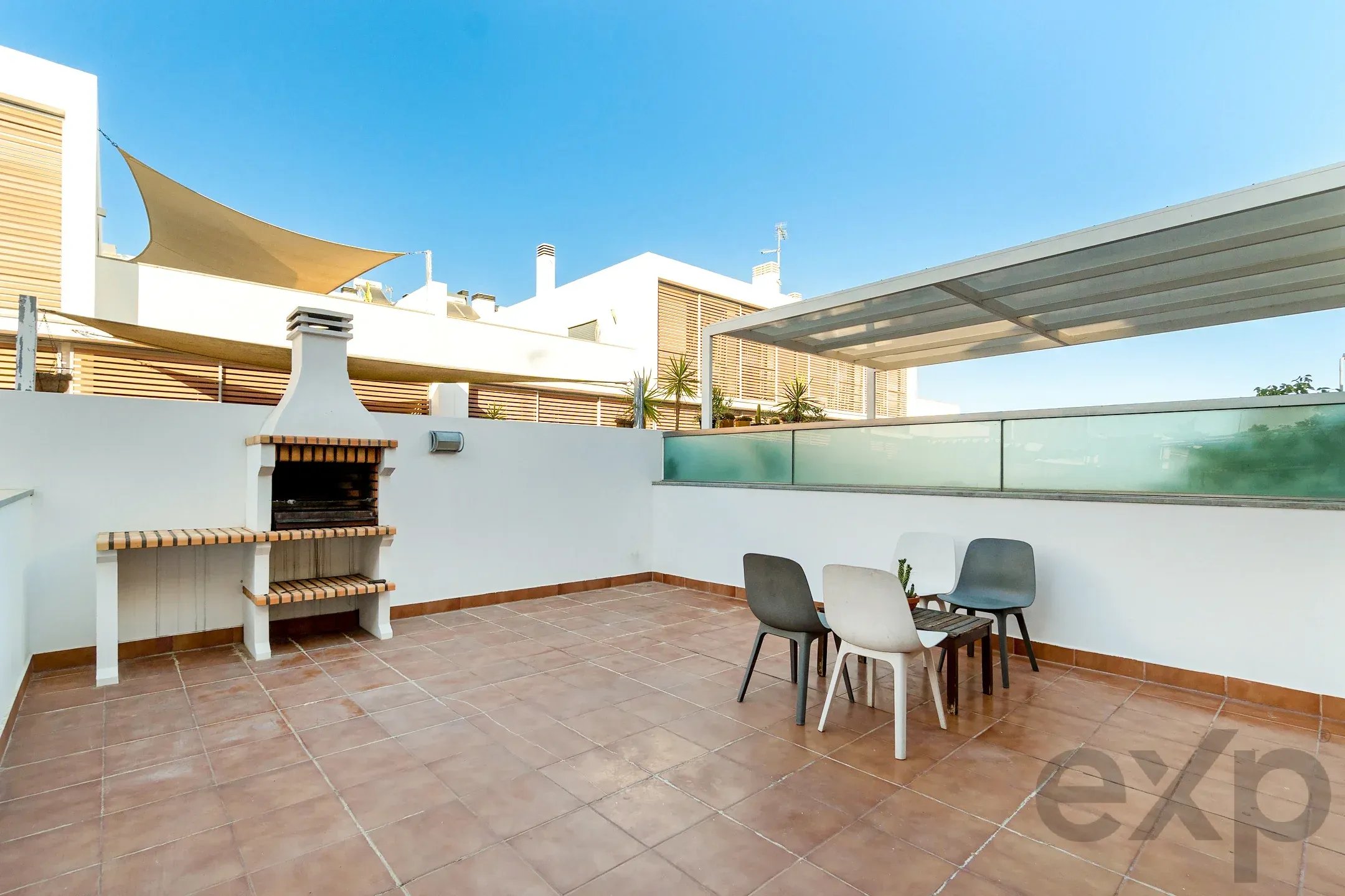 Duplex T4 contemporâneo com terraços e vista mar | Quinta da Foz, Tavira 87447648 image 8