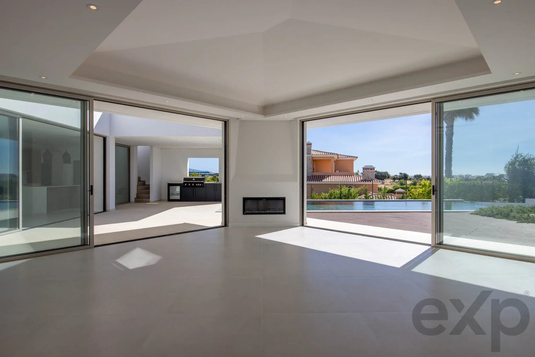 Moradia T4 nova de luxo com piscina e sauna, Lagos 87450388 image 2