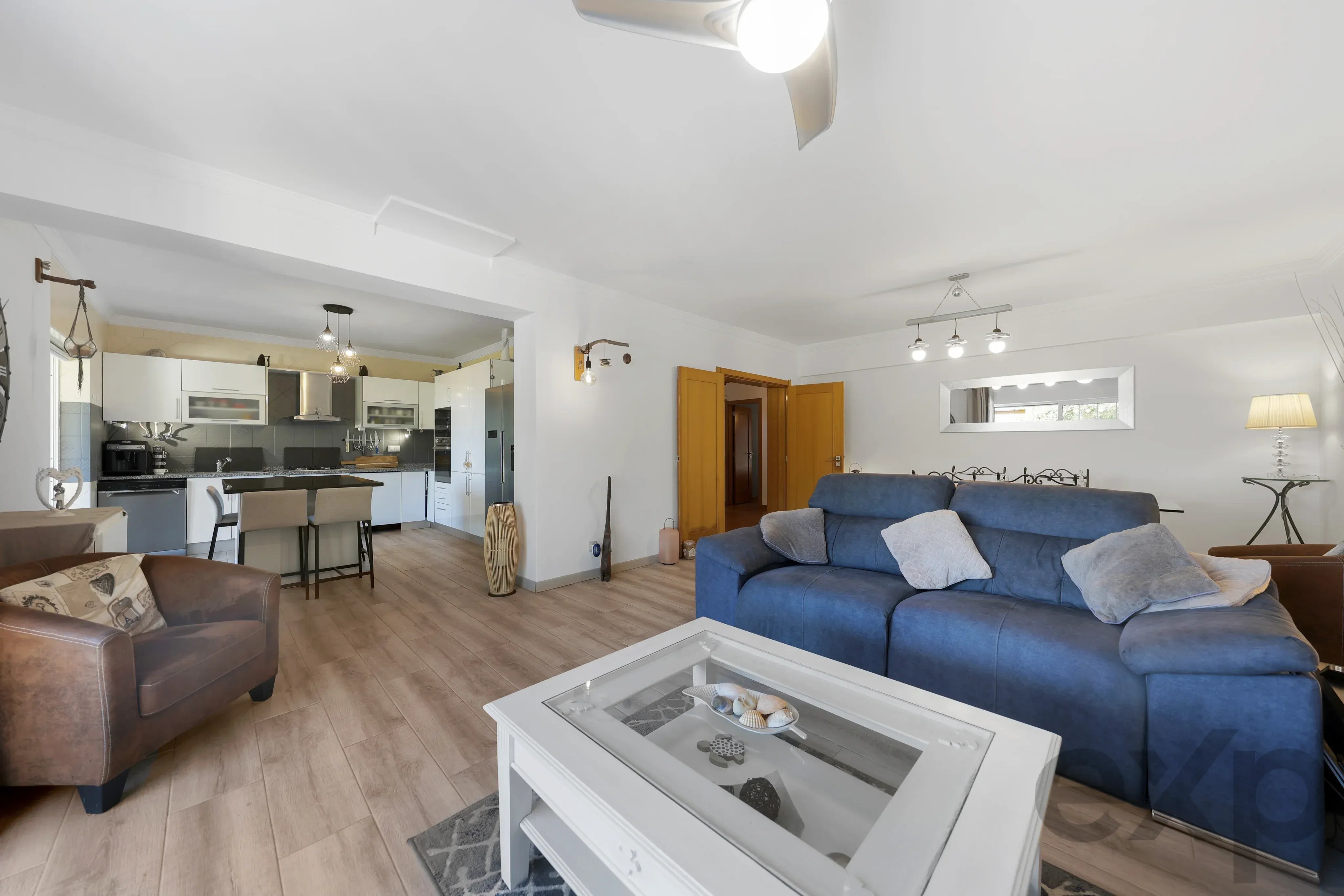 Elegante moradia geminada T3 com terraços. garagem dupla e piscina – A 300m do novo golfe e 1 Km das Praias de Ferragudo 87475208 image 13