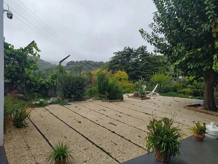 Residential House for sale in Venda do Pinheiro e Santo Estêvão das Galés, 312 m²