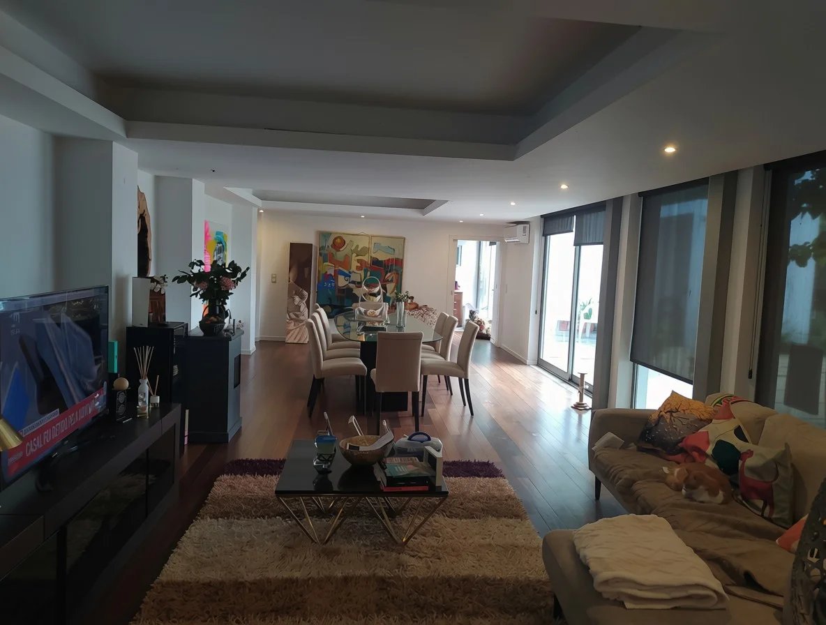 Residential House for sale in Venda do Pinheiro e Santo Estêvão das Galés, 312 m²