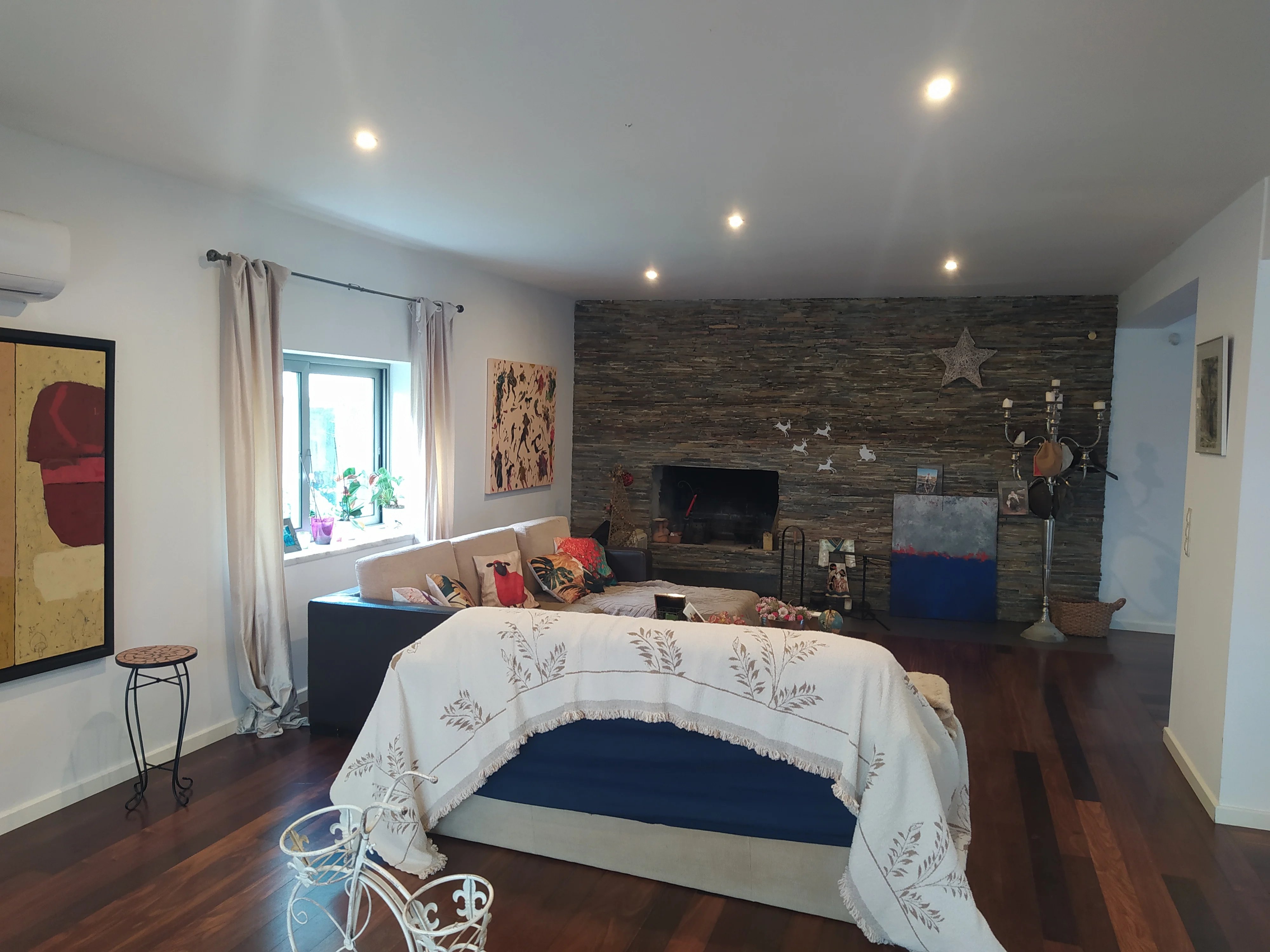 Residential House for sale in Venda do Pinheiro e Santo Estêvão das Galés, 312 m²