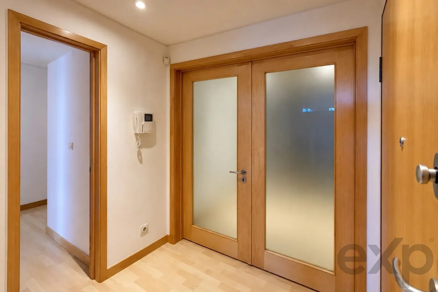 Apartment for sale in Seixal, Arrentela e Aldeia de Paio Pires, Rua Carlos Paredes, 2840-213 Seixal, Arrentela e Aldeia de Paio Pires, 140 m²