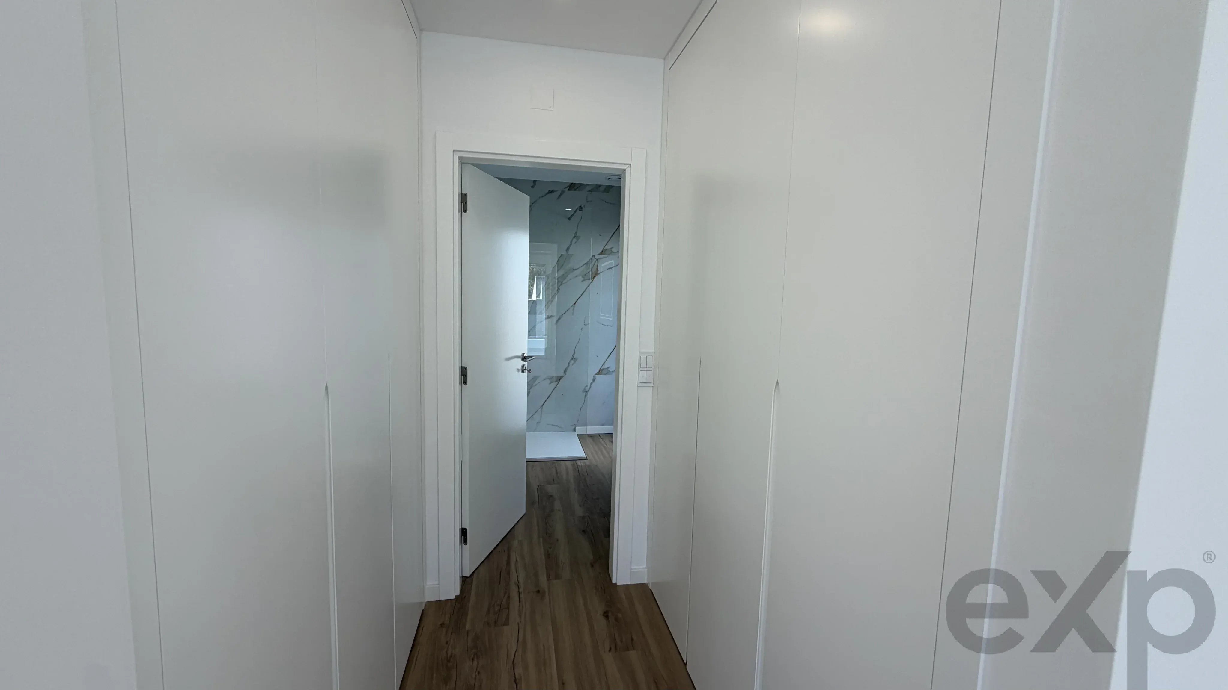 Moradia Moderna T4 com Piscina em Amora 87486101 image 13