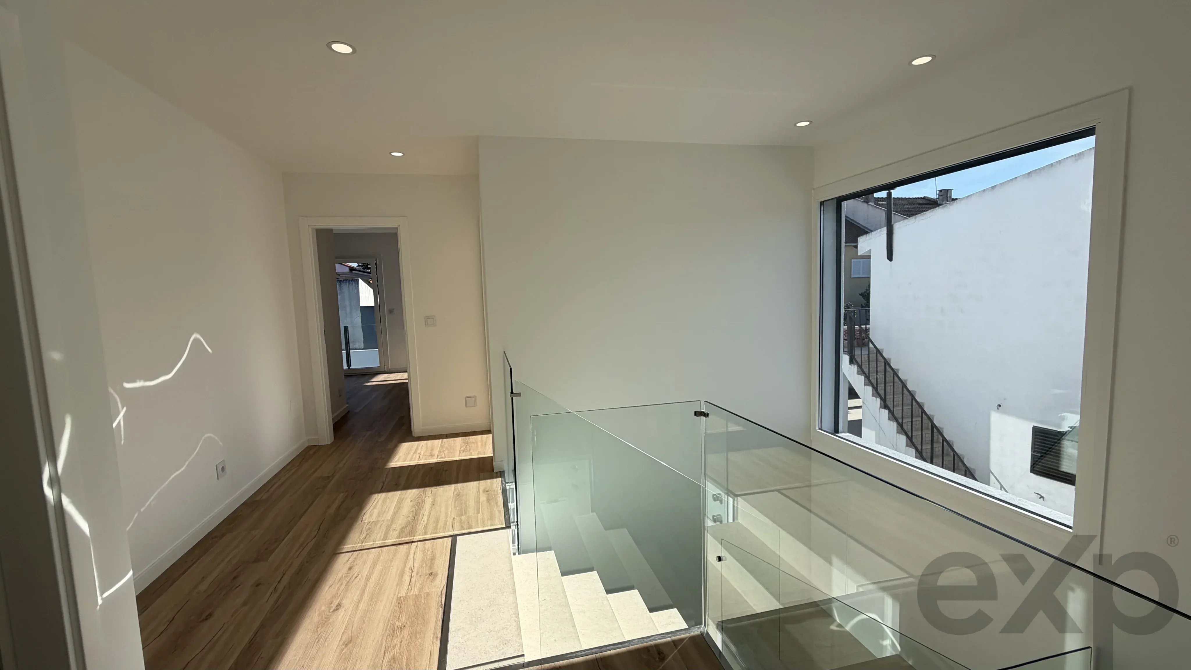 Moradia Moderna T4 com Piscina em Amora 87486101 image 7