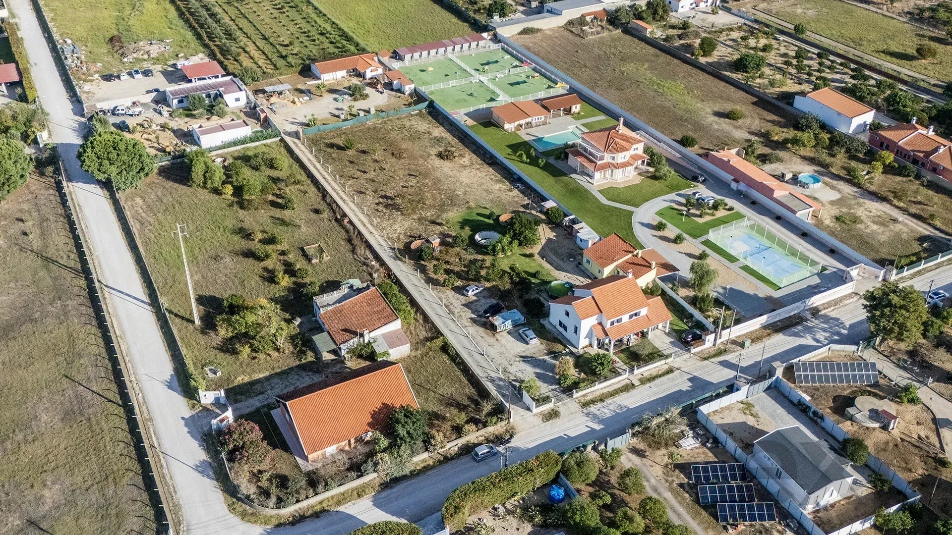 Residential House for sale in Azeitão (São Lourenço e São Simão), 200 m²