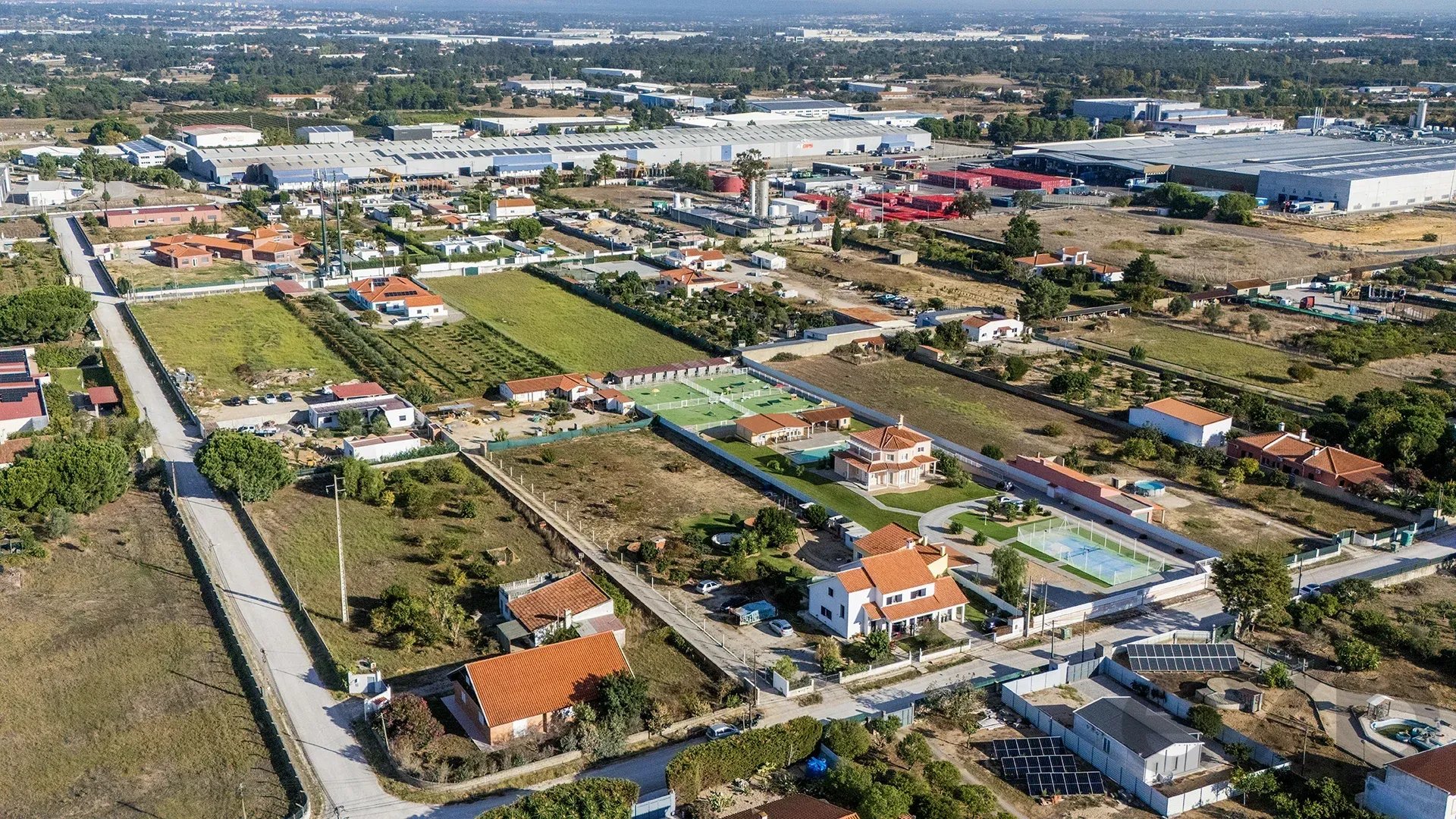 Residential House for sale in Azeitão (São Lourenço e São Simão), 200 m²