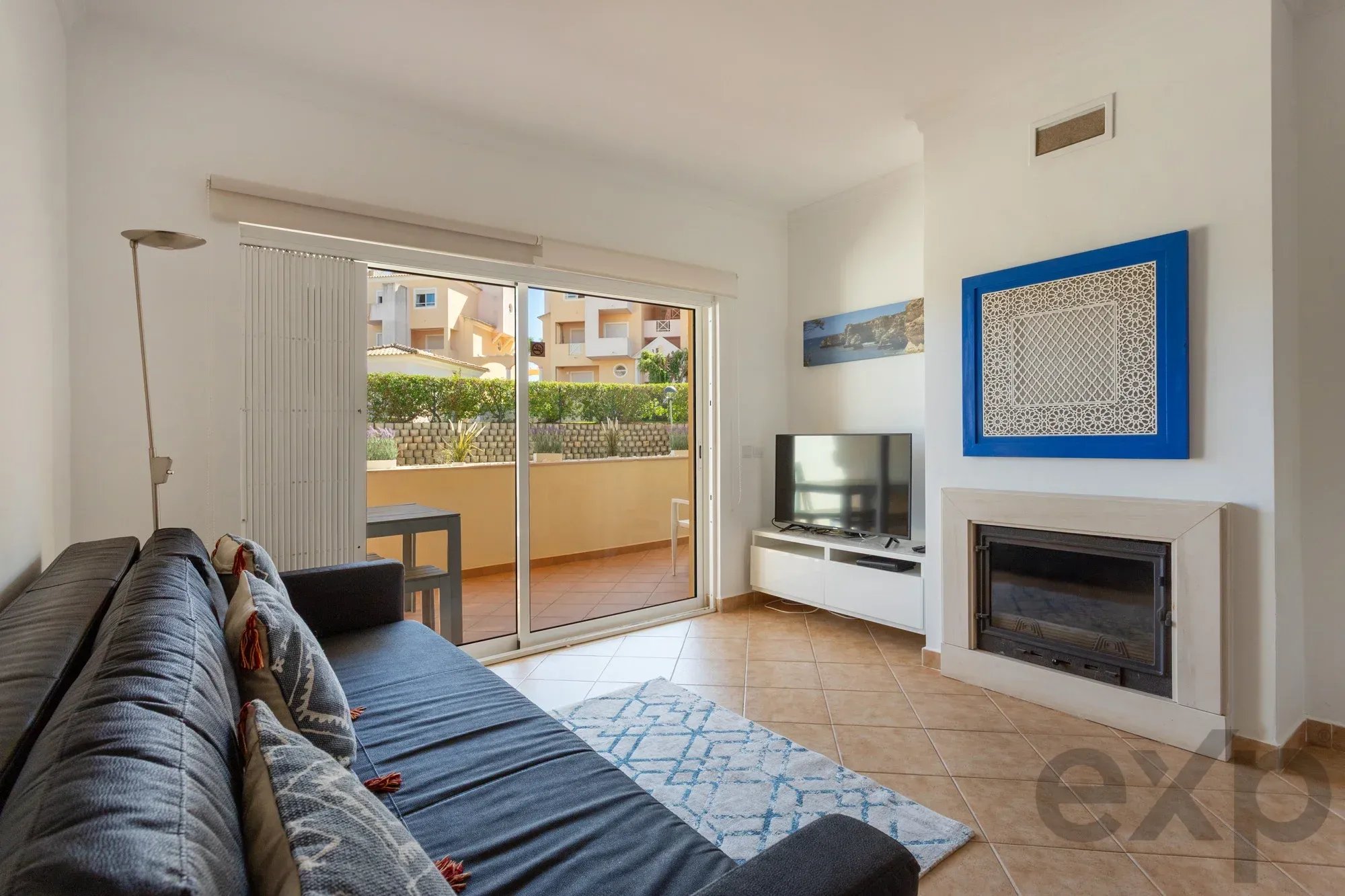 Apartamento T2 com terraços, 2 piscinas, vistas para a natureza e licença AL para investidores 87494647 image 8