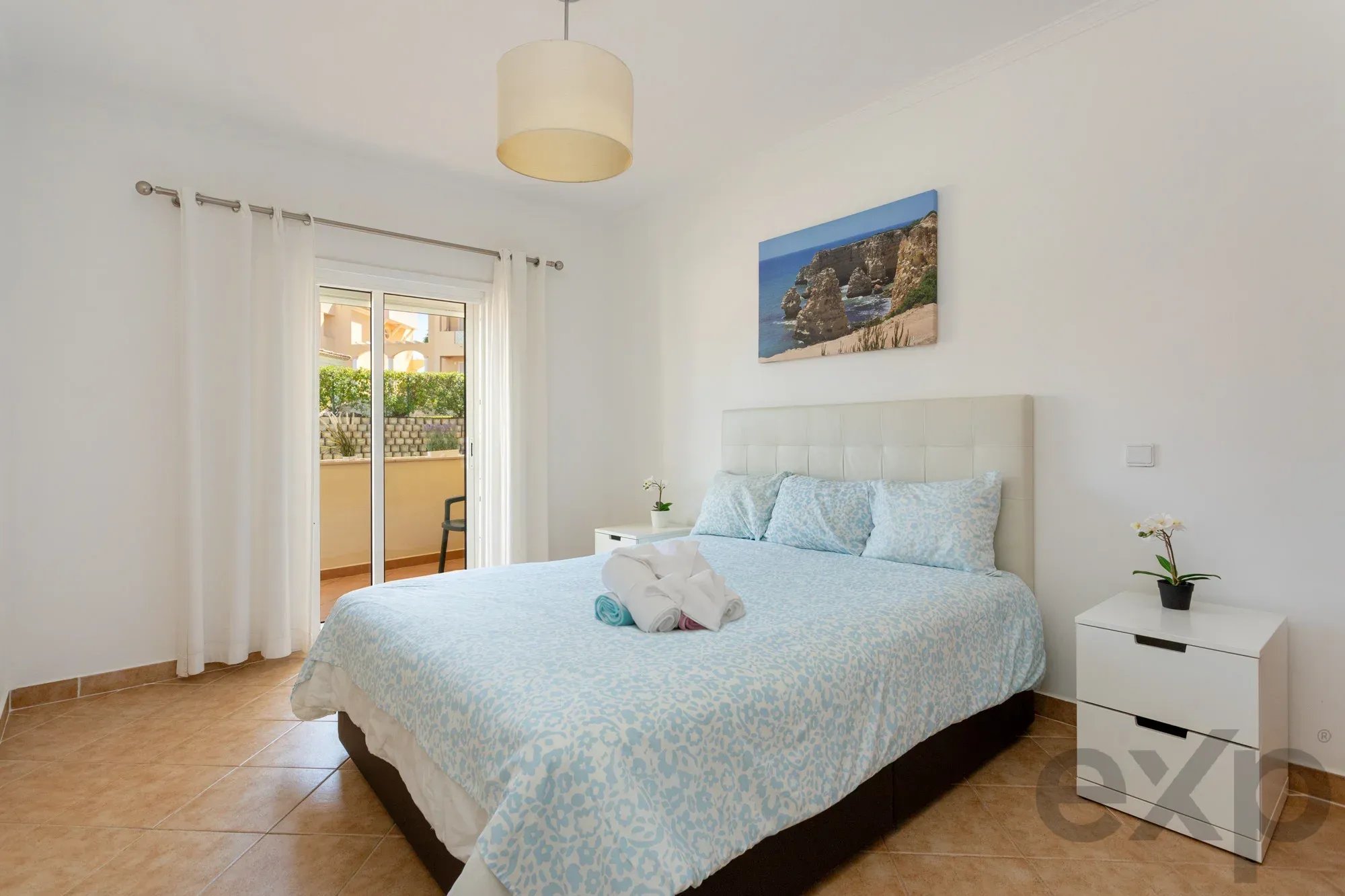 Apartamento T2 com terraços, 2 piscinas, vistas para a natureza e licença AL para investidores 87494647 image 17