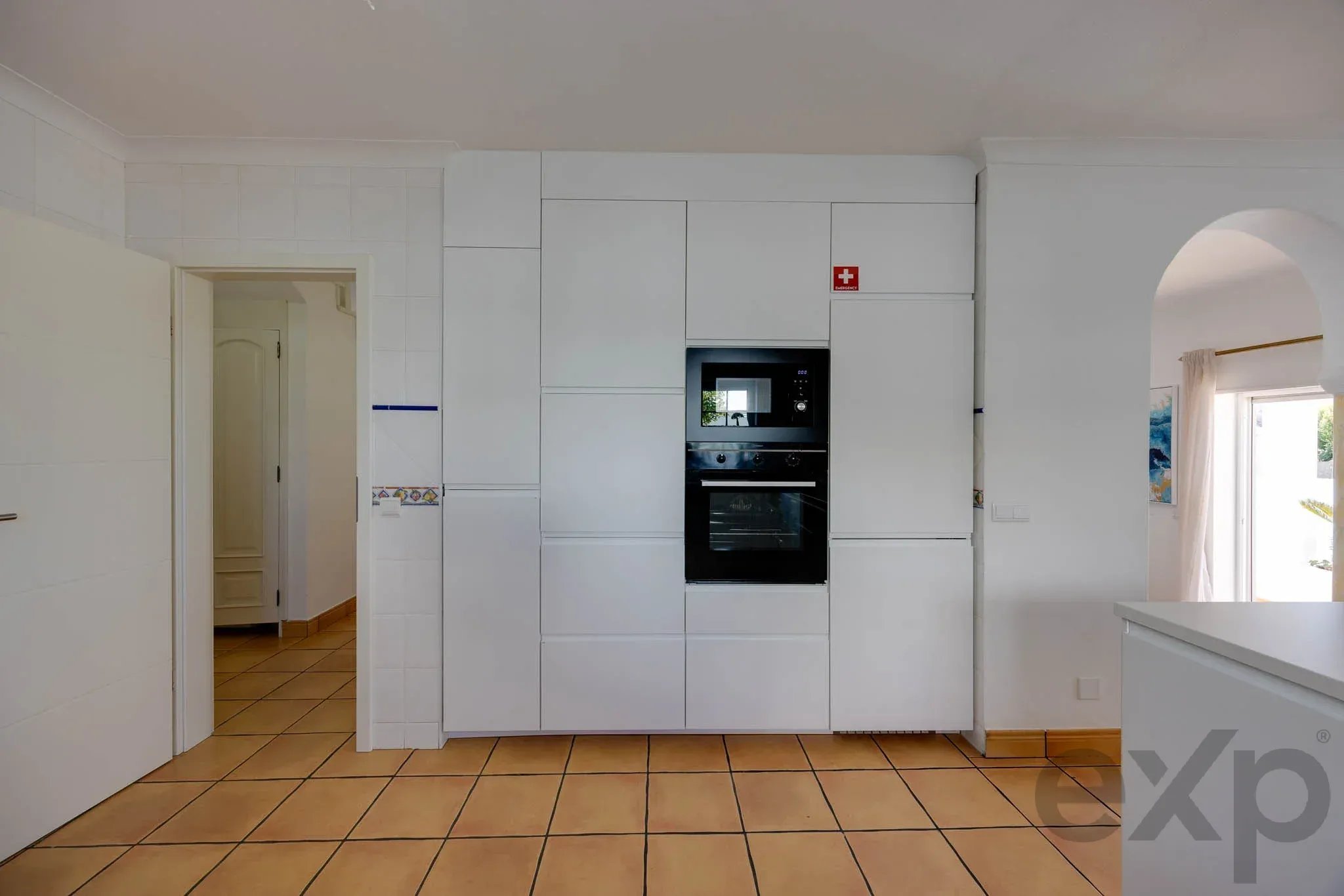 Moradia T4 renovada com piscina e T2, Porto de Mós 87495603 image 9