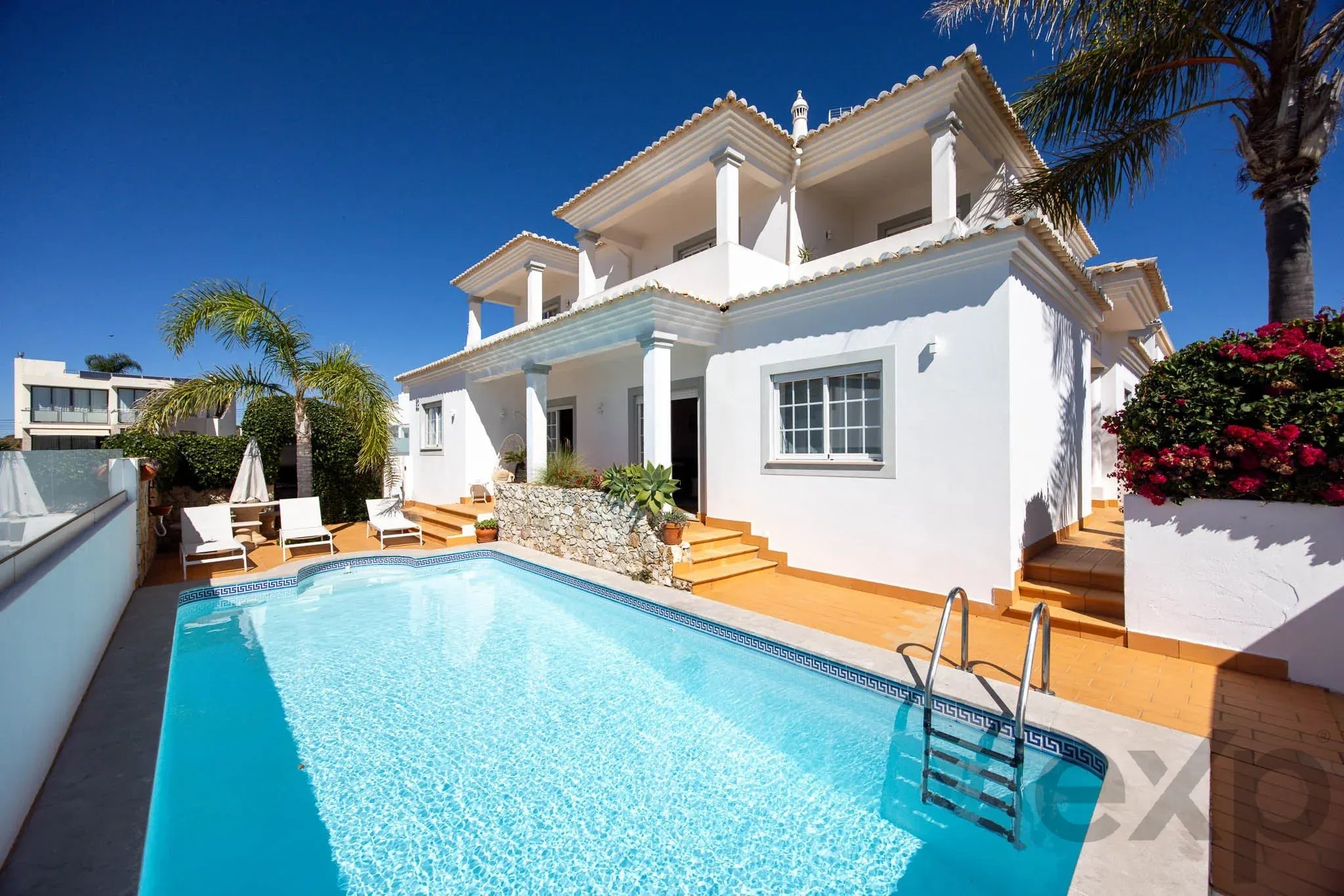 Moradia T4 renovada com piscina e T2, Porto de Mós 87495603 image 26