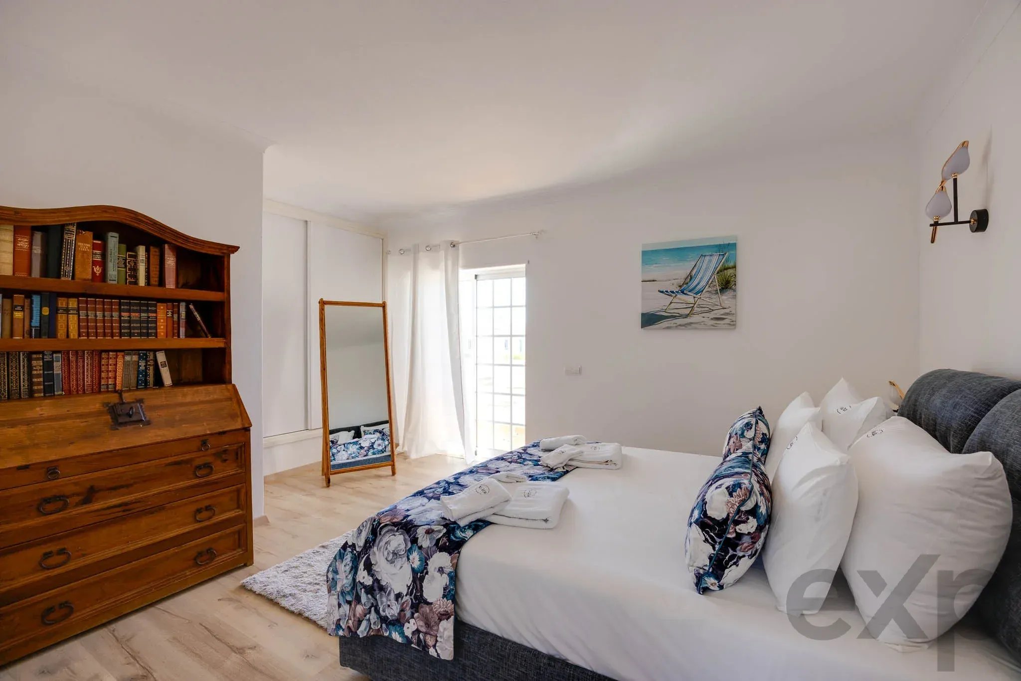 Moradia T4 renovada com piscina e T2, Porto de Mós 87495603 image 15