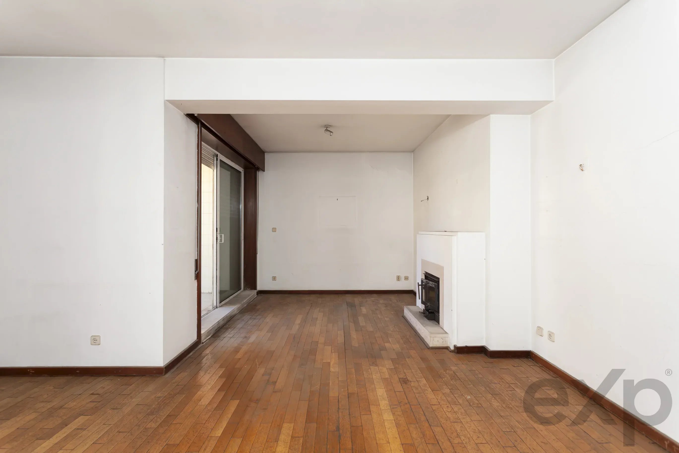 Apartamento à venda em Aldoar, Foz do Douro e Nevogilde, 100 m²