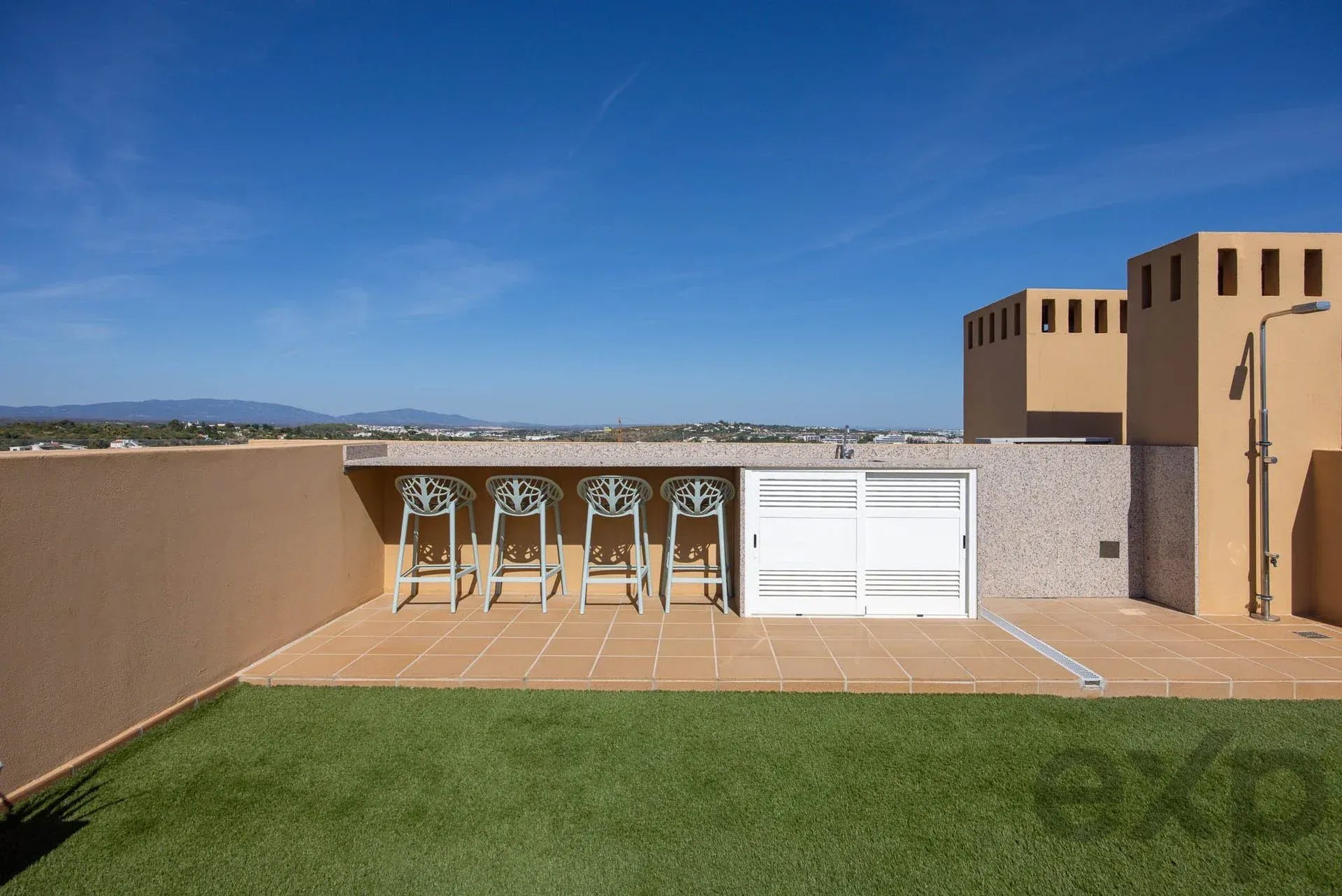 T2 com Rooftop Privativo e Piscina Interior, Lagos 87497655 image 23