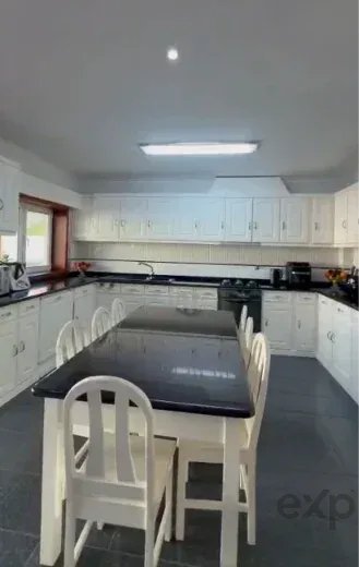 Residential House for sale in Vila Cova da Lixa e Borba de Godim, 398 m²