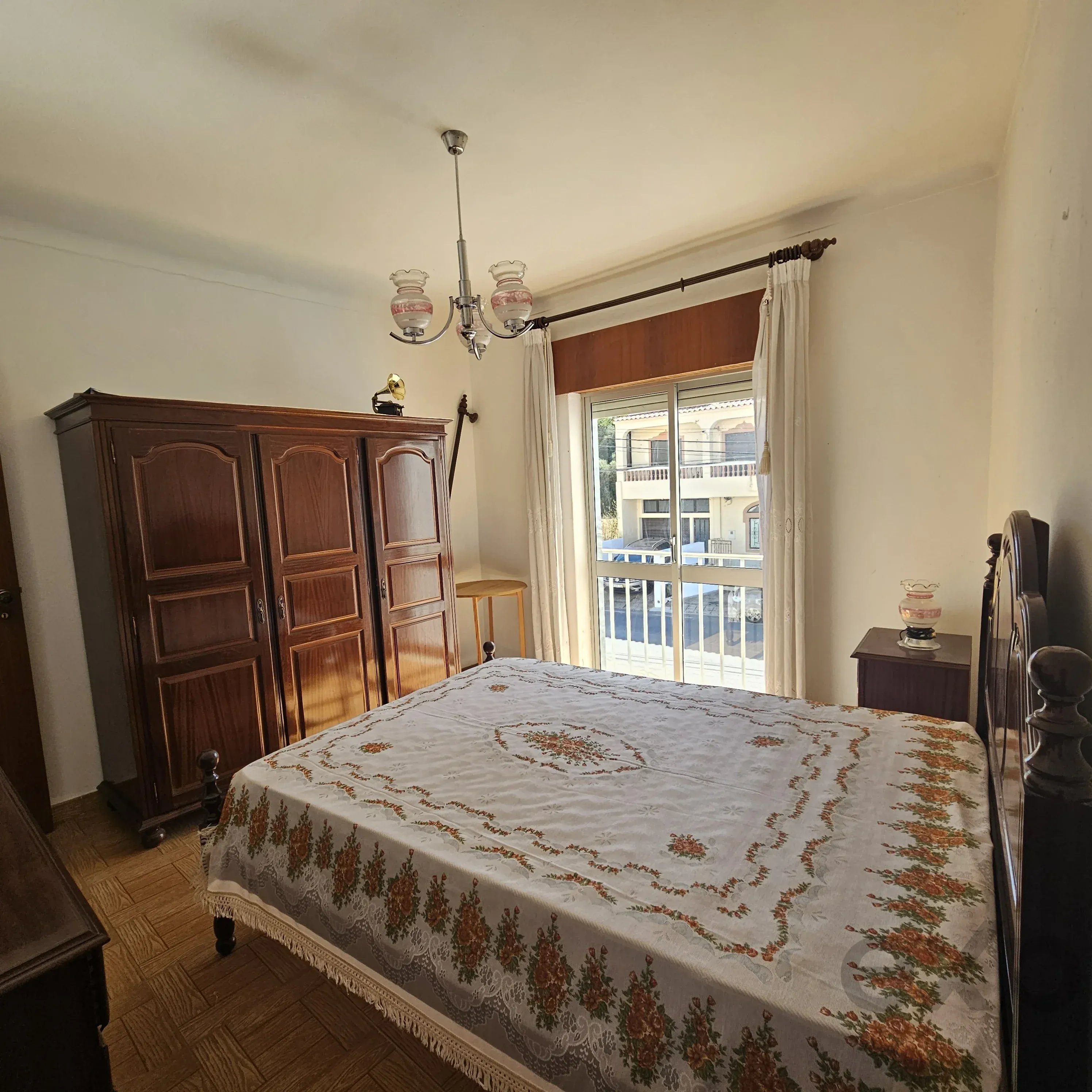 Moradia Bifamiliar em Ferragudo – Charme, Espaço e Potencial 87510156 image 42