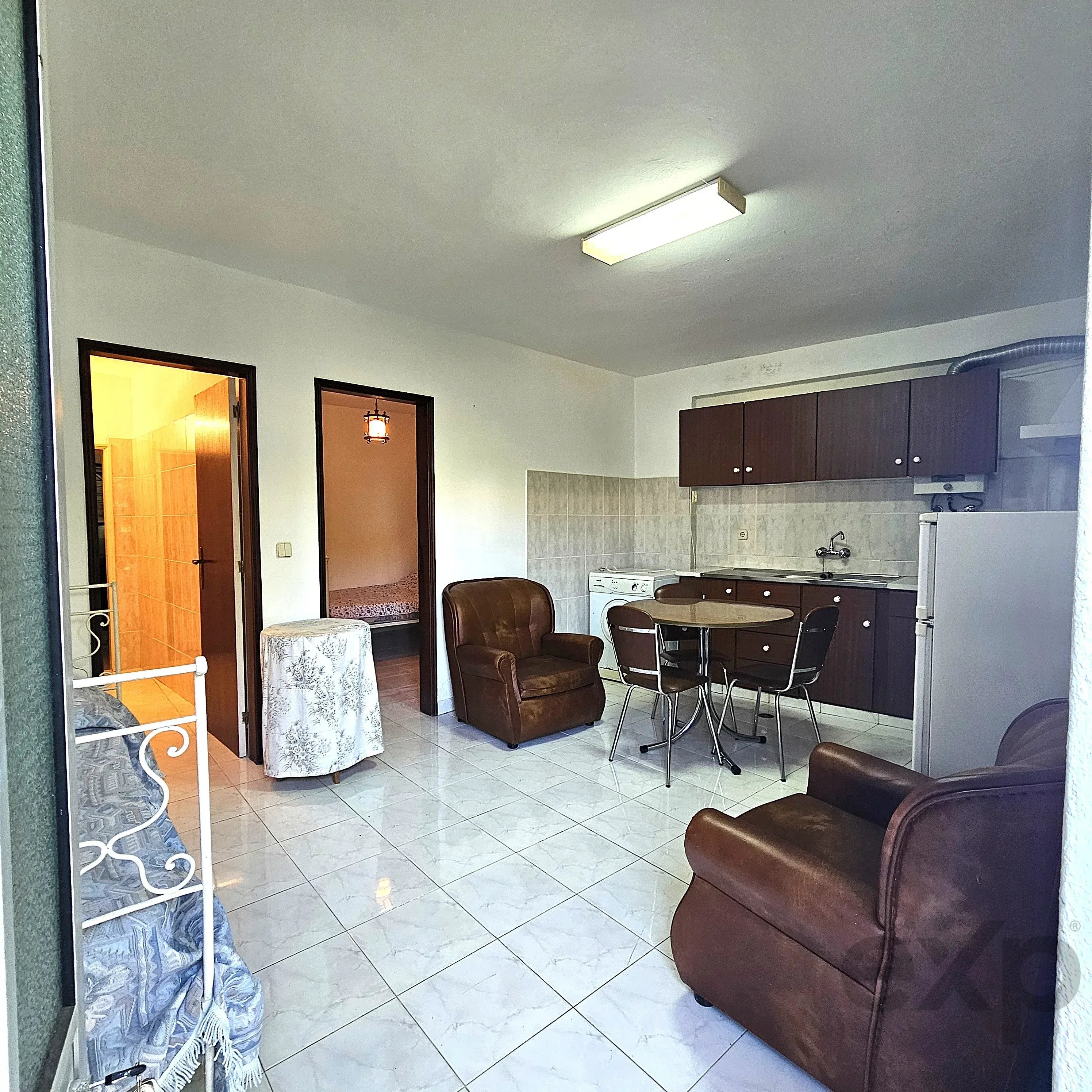 Moradia Bifamiliar em Ferragudo – Charme, Espaço e Potencial 87510156 image 30