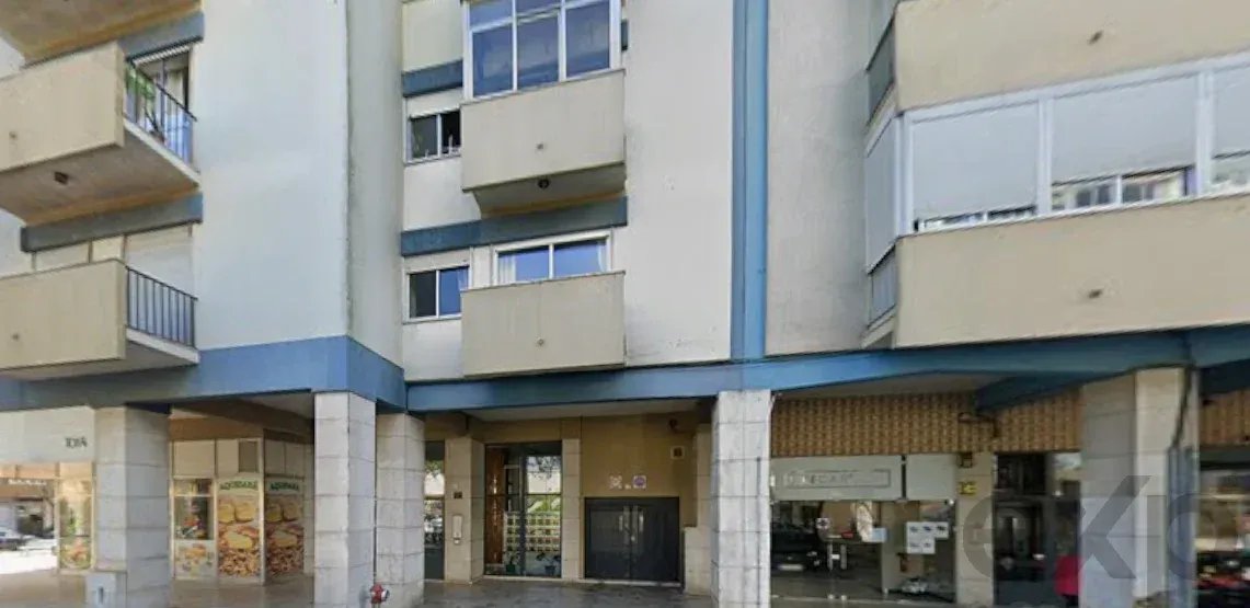 Apartment for sale in Benfica, 88 m²
