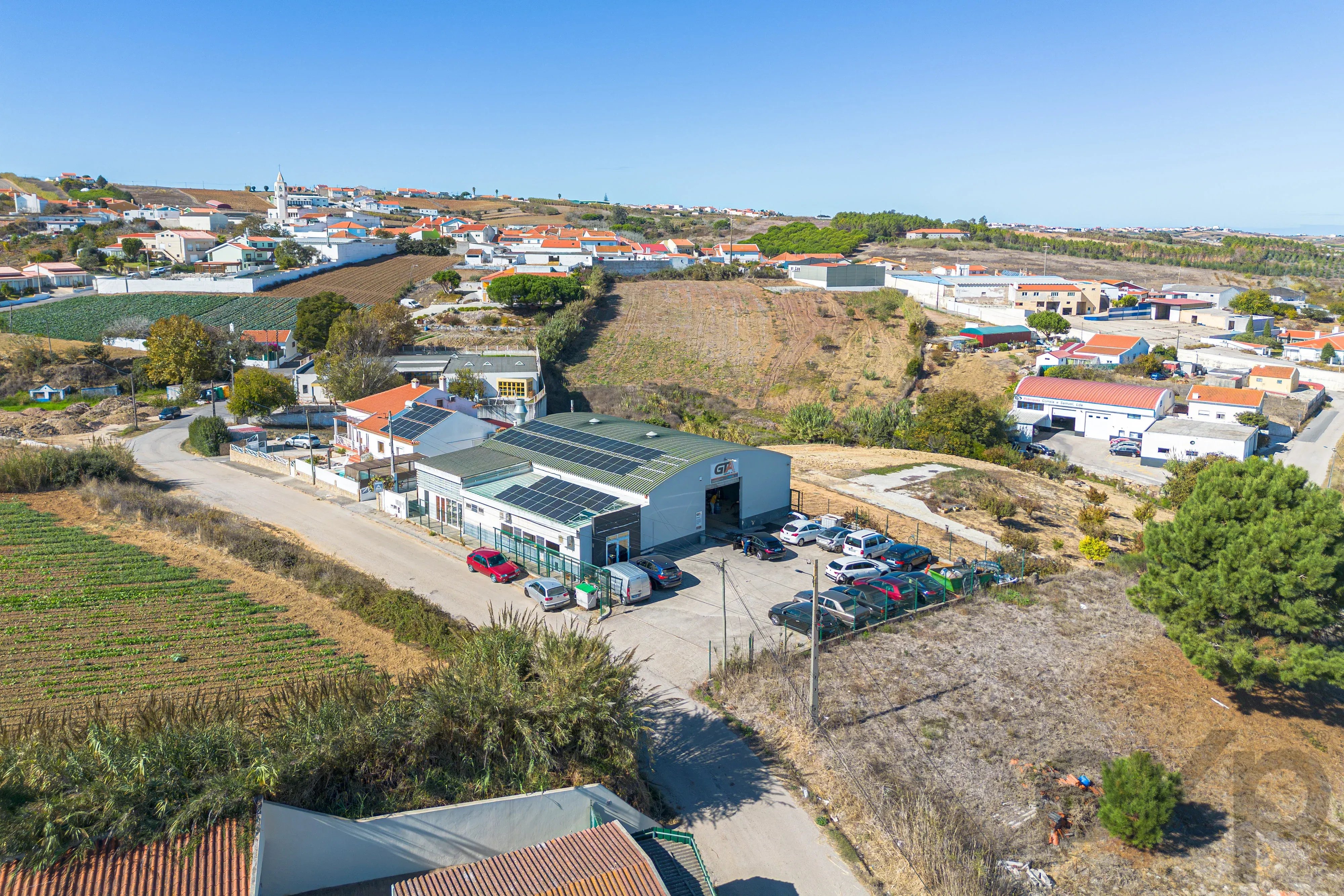 Armazéns à venda em Lourinhã e Atalaia, 420 m²