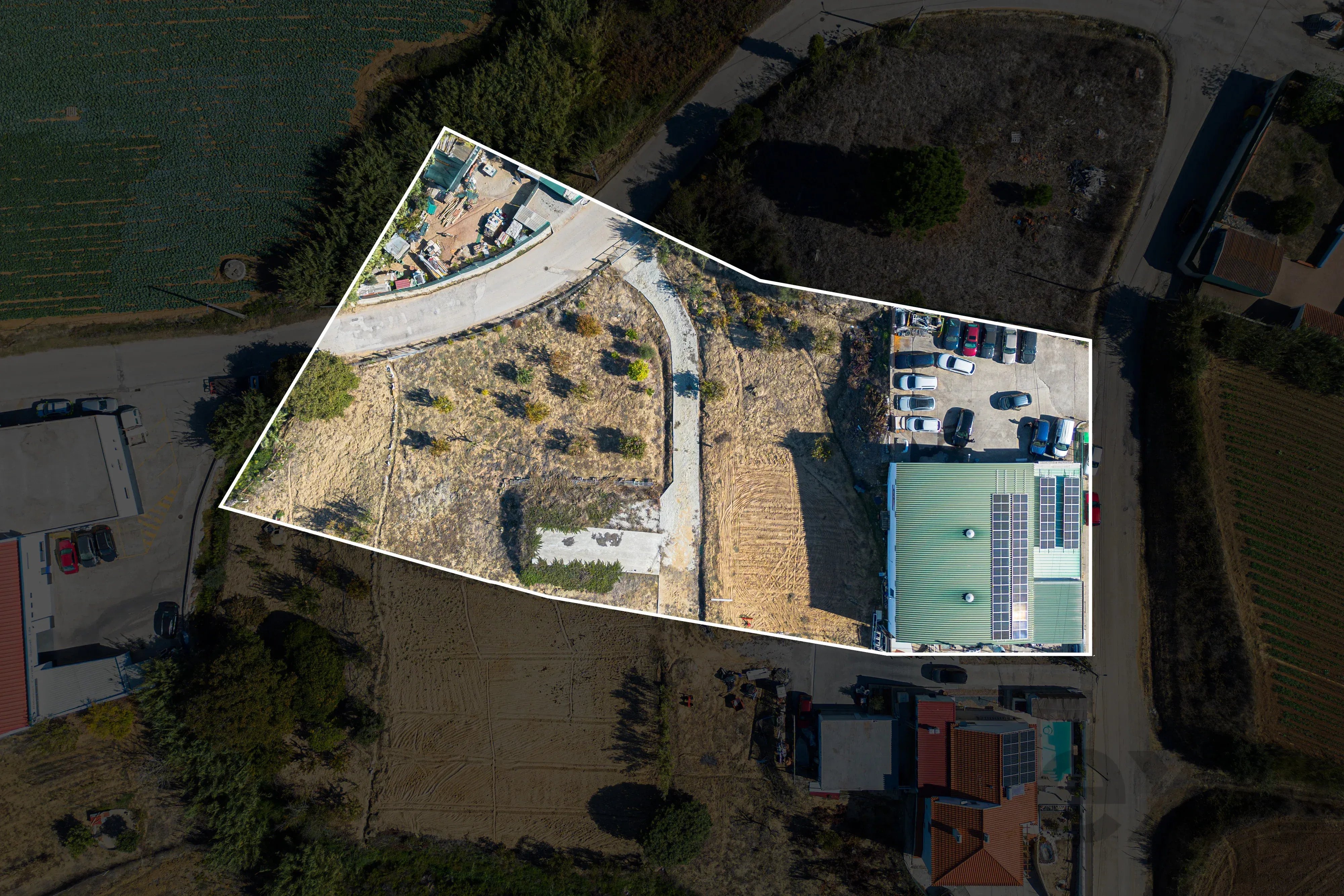Warehouses for sale in Lourinhã e Atalaia, 420 m²
