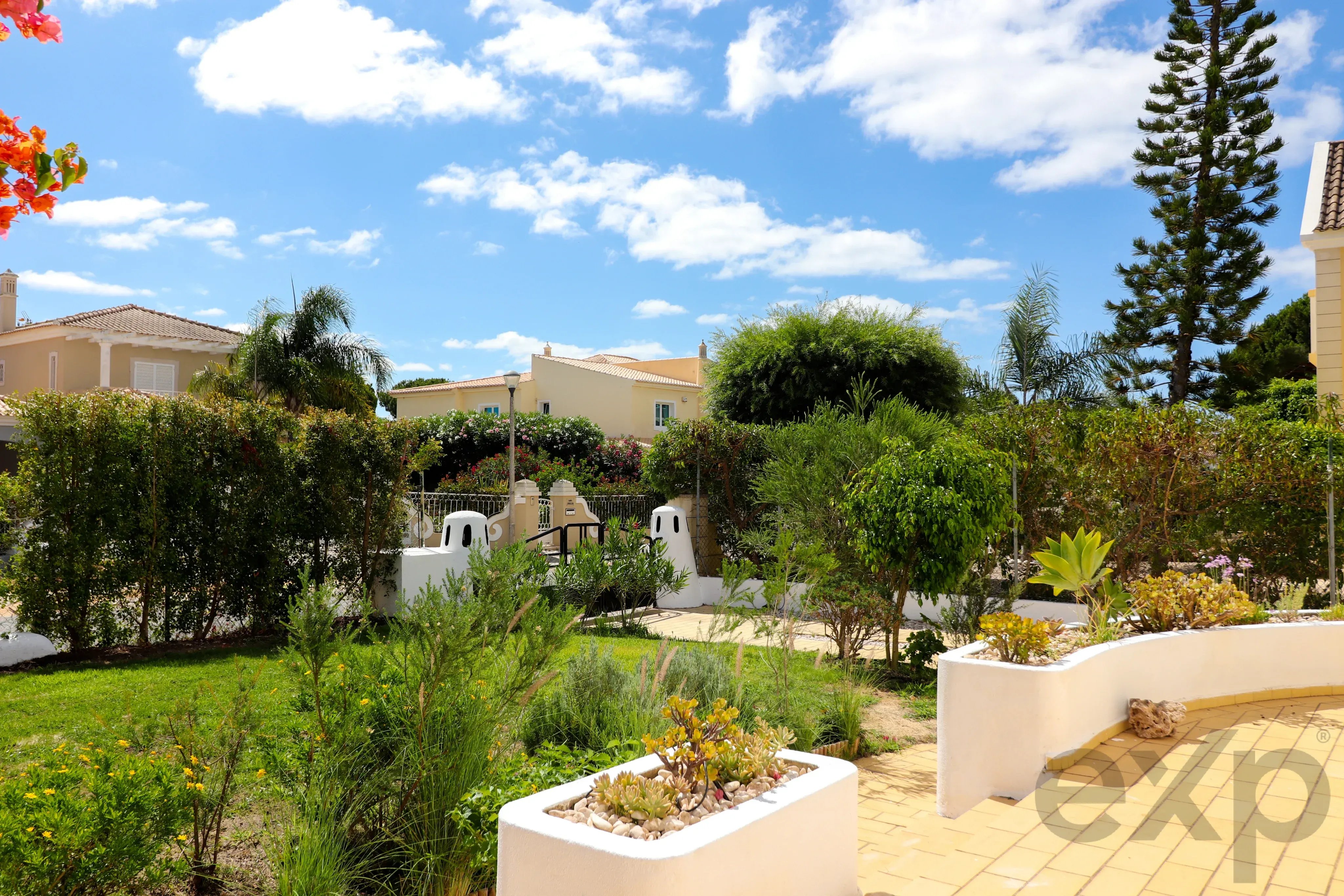 Residential House for sale in Quarteira, 117 m²