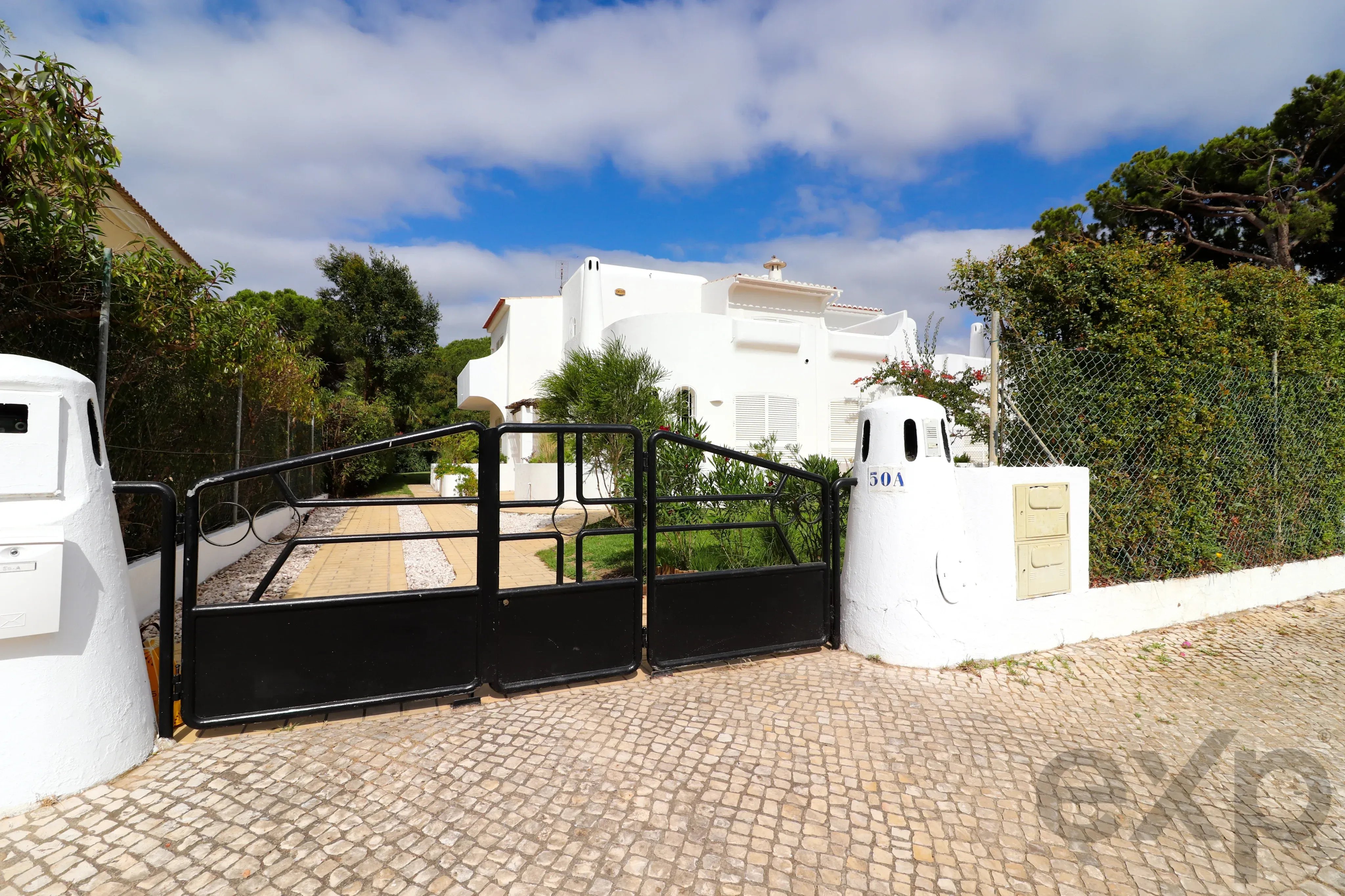 Residential House for sale in Quarteira, 117 m²