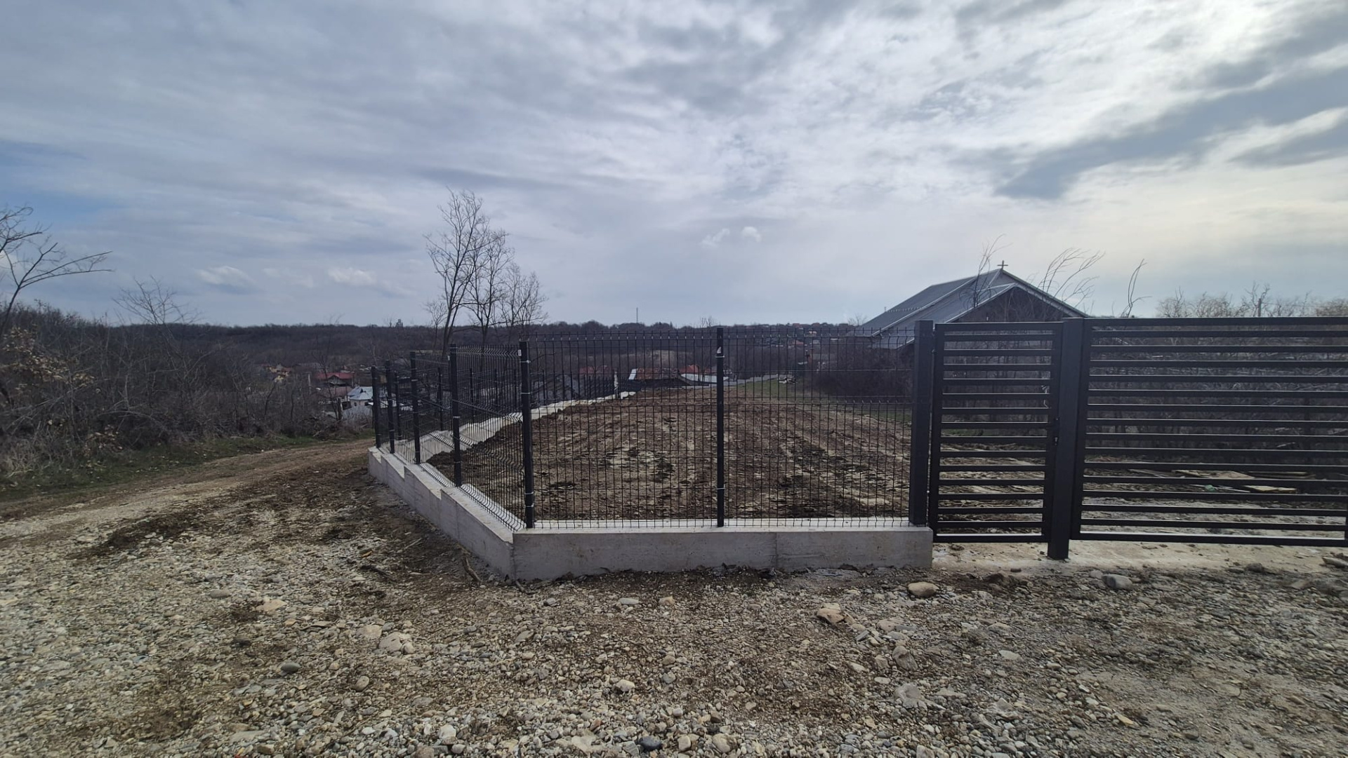 Teren 1.500 mp lângă pădure, Albota – liniște, natură și potențial de parcelare