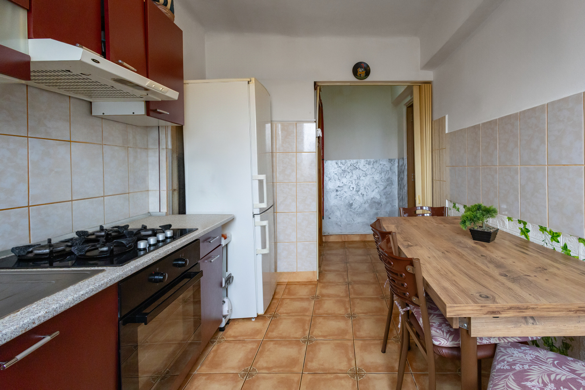 De vânzare apartament 2 Camere în Buziaș