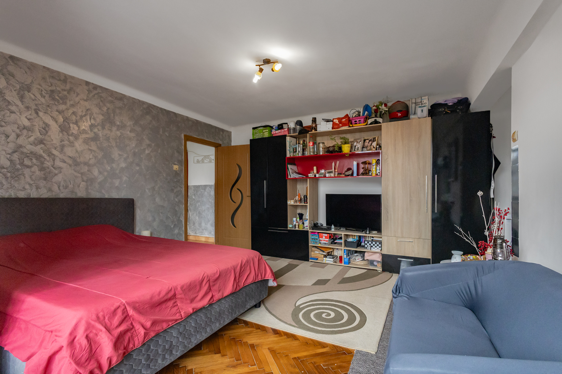 De vânzare apartament 2 Camere în Buziaș