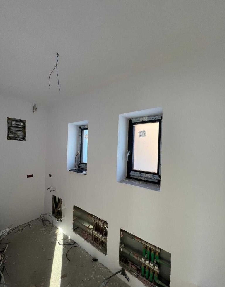Casă de vânzare în AG Curtea de Arges, 12500 m²