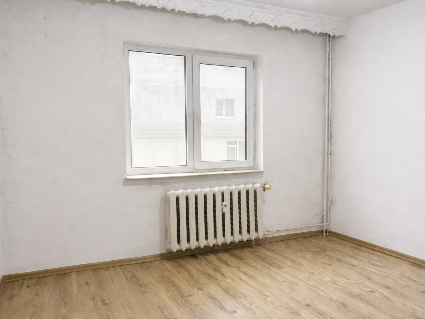 Apartament de vânzare cu 3 camere, etaj 1, Aleea Otelarilor, zona Narcisa