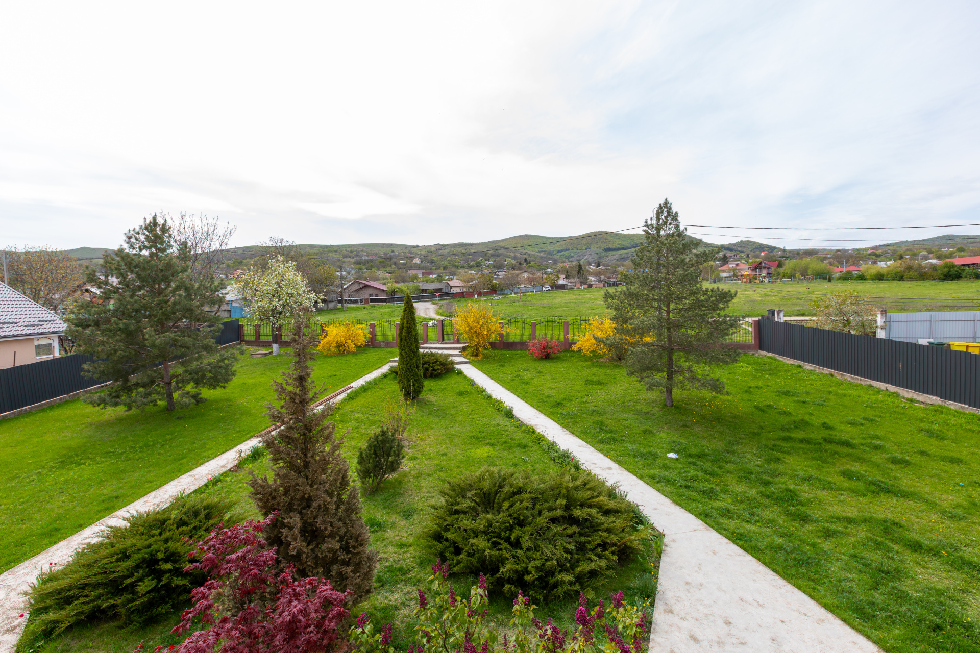 House/Villa for Sale 5 Rooms, Land 1275 sqm, Sărată, Bacău 3