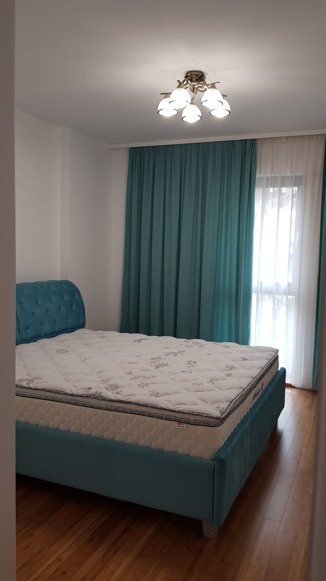 Inchiriere apartament 3 camere Ultracentral ,bloc nou